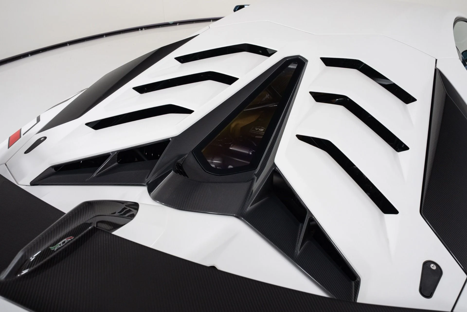 mph025_1621308526_Used_2019_Lamborghini_Aventador_SVJ_1782851540_7ed1cd4827