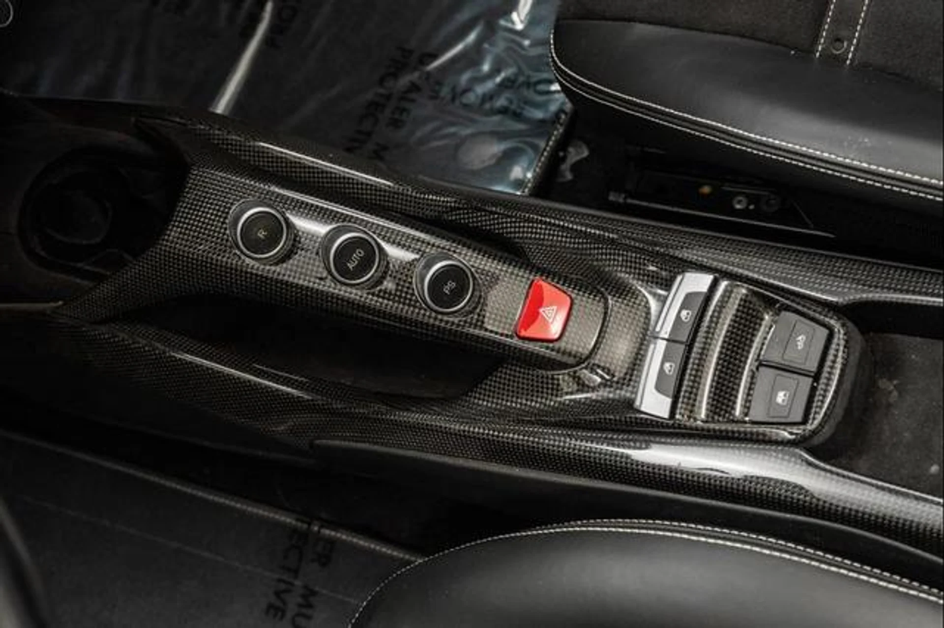 mph025_163238414_GS_Jy_E2m_VB_13gq_B_r9_FEH_Cp8ej_WY_027b11384a