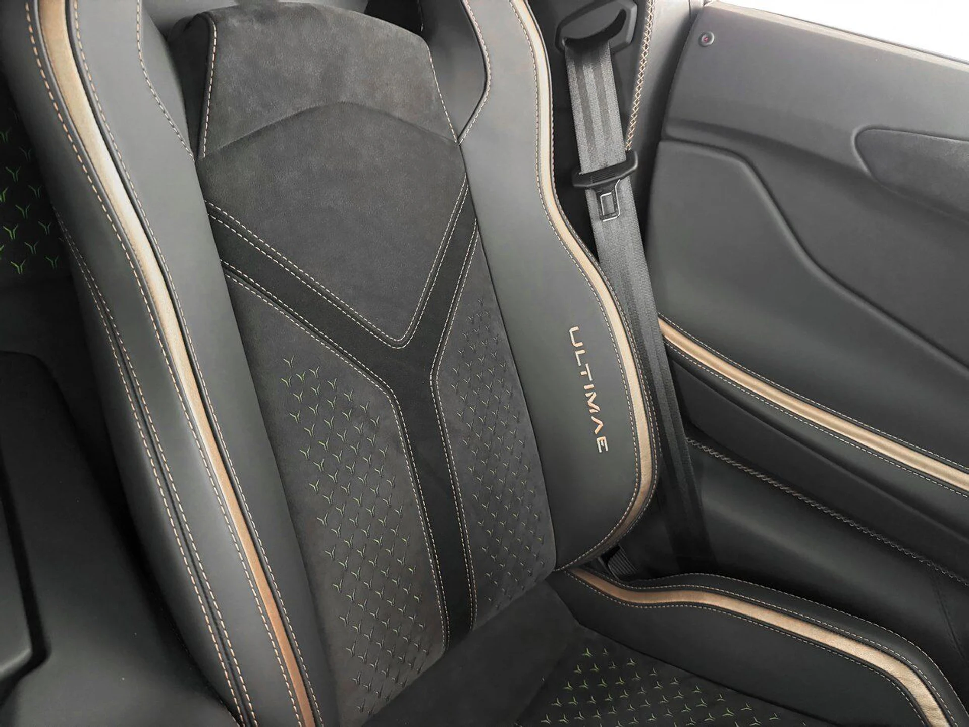 mph025_1643900763_d53adfee1f134171942fb0b535aa06ca_de0a188bf4