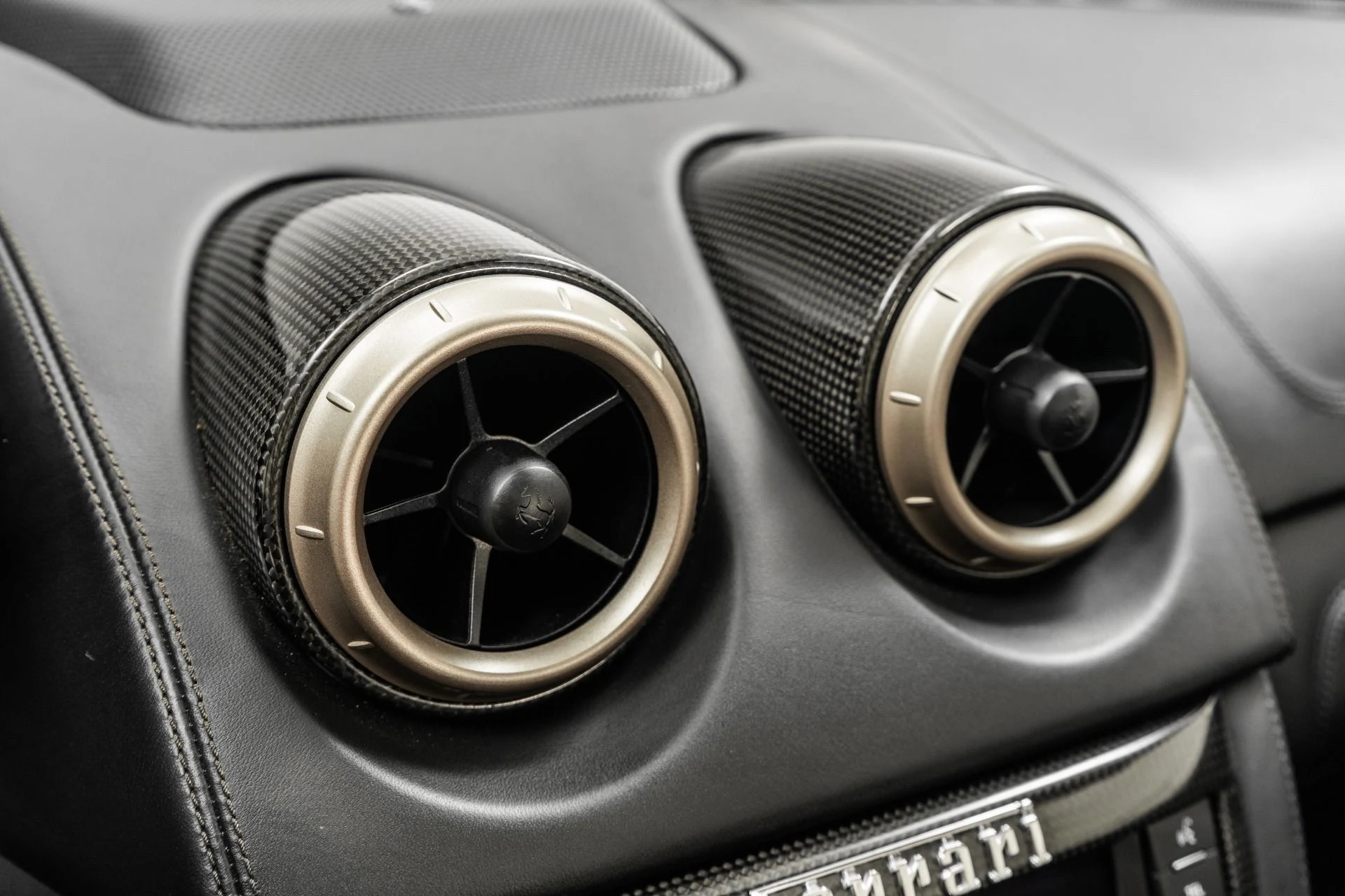 mph025_16453619_Used_2011_Ferrari_California_1760563898_42d1500a64