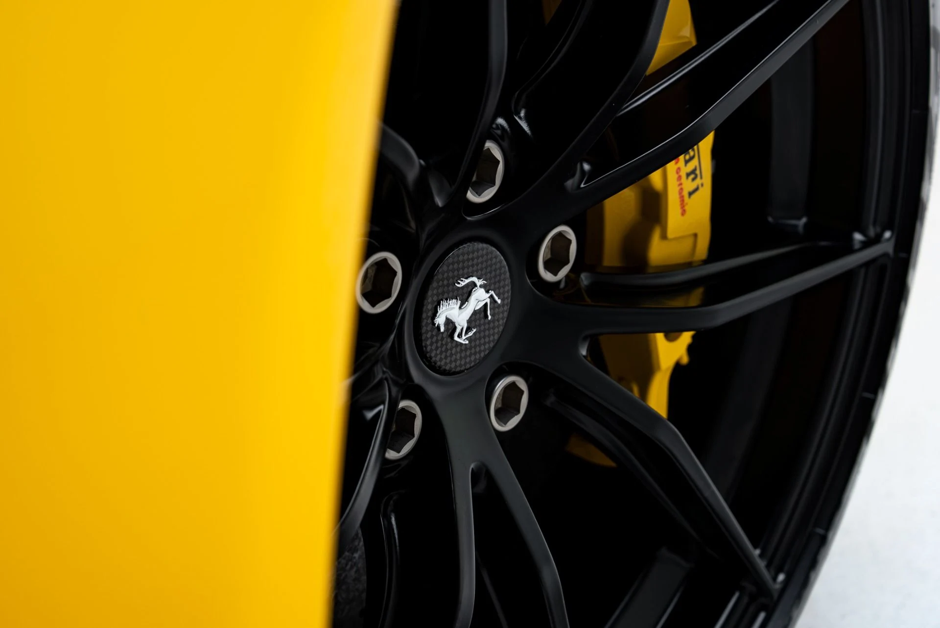 mph025_1657068243_Used_2017_Ferrari_F12tdf_1777399989_15453da05d
