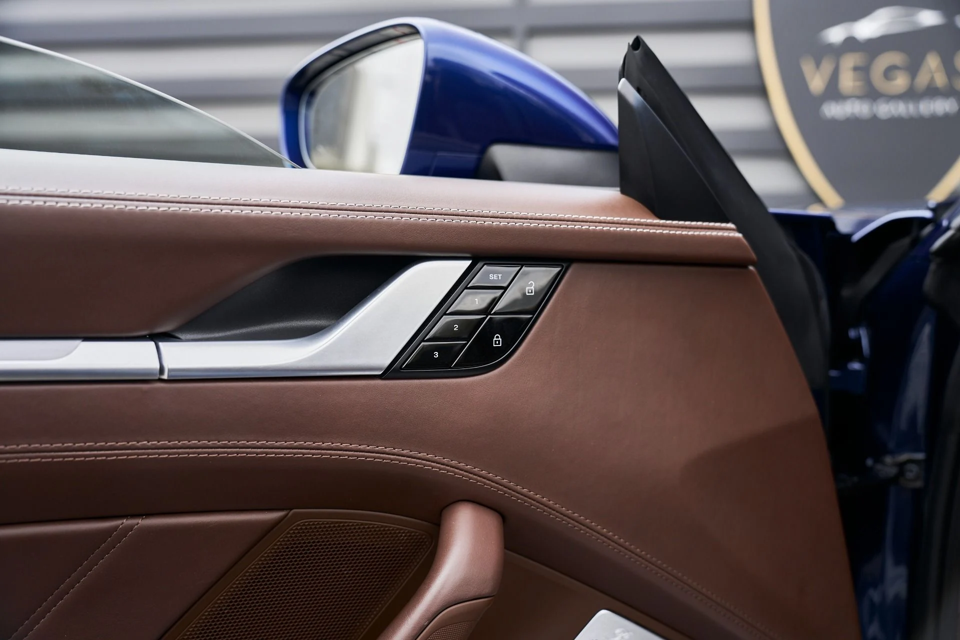 mph025_1670041711_Used_2021_Porsche_911_Turbo_S_1763157454_408f25b73a