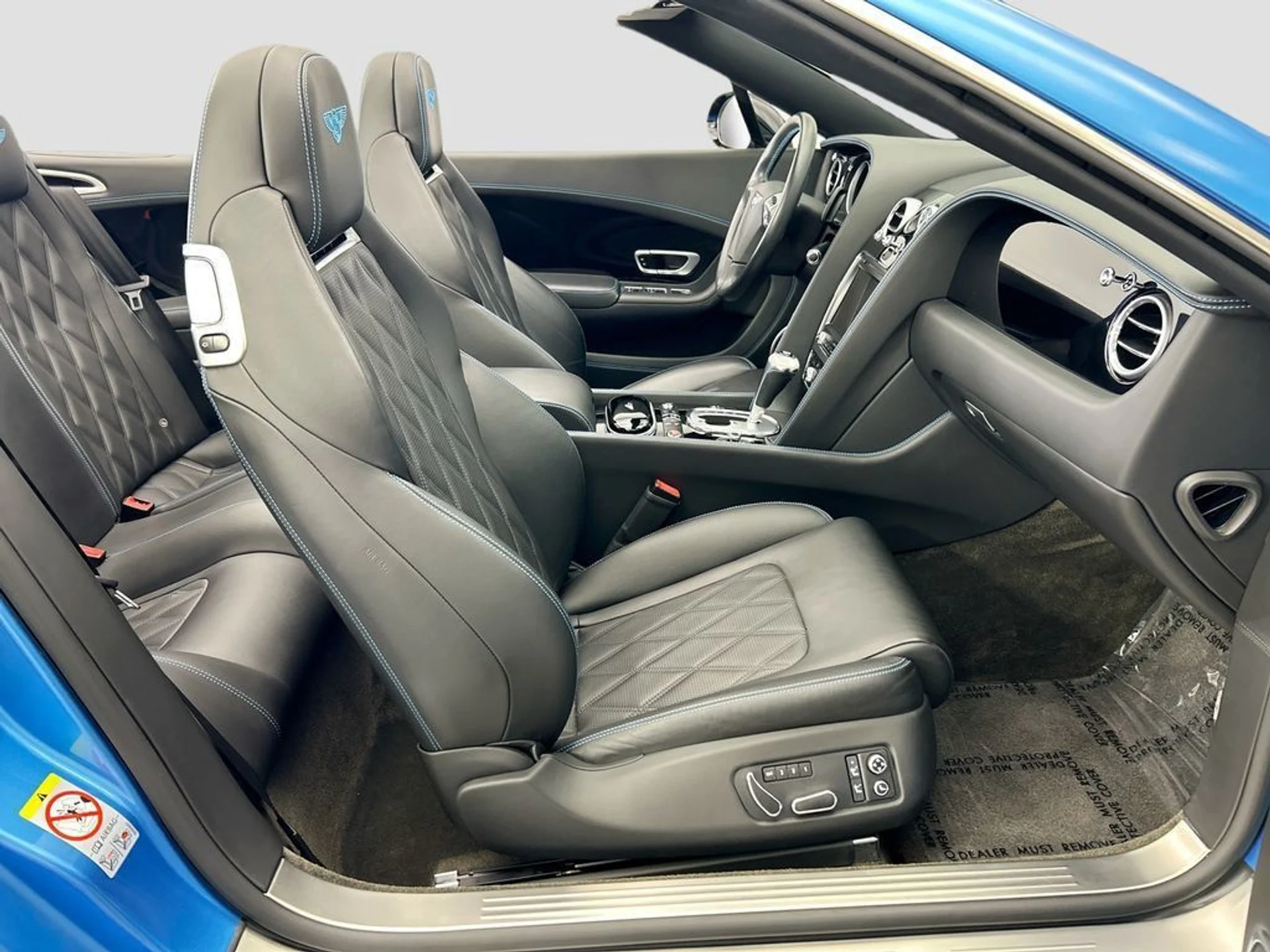 mph025_1671490869_used_2014_bentley_continental_gt_v8_s_2drconvertible_8119_22979396_26_1024_219cb6e3ed