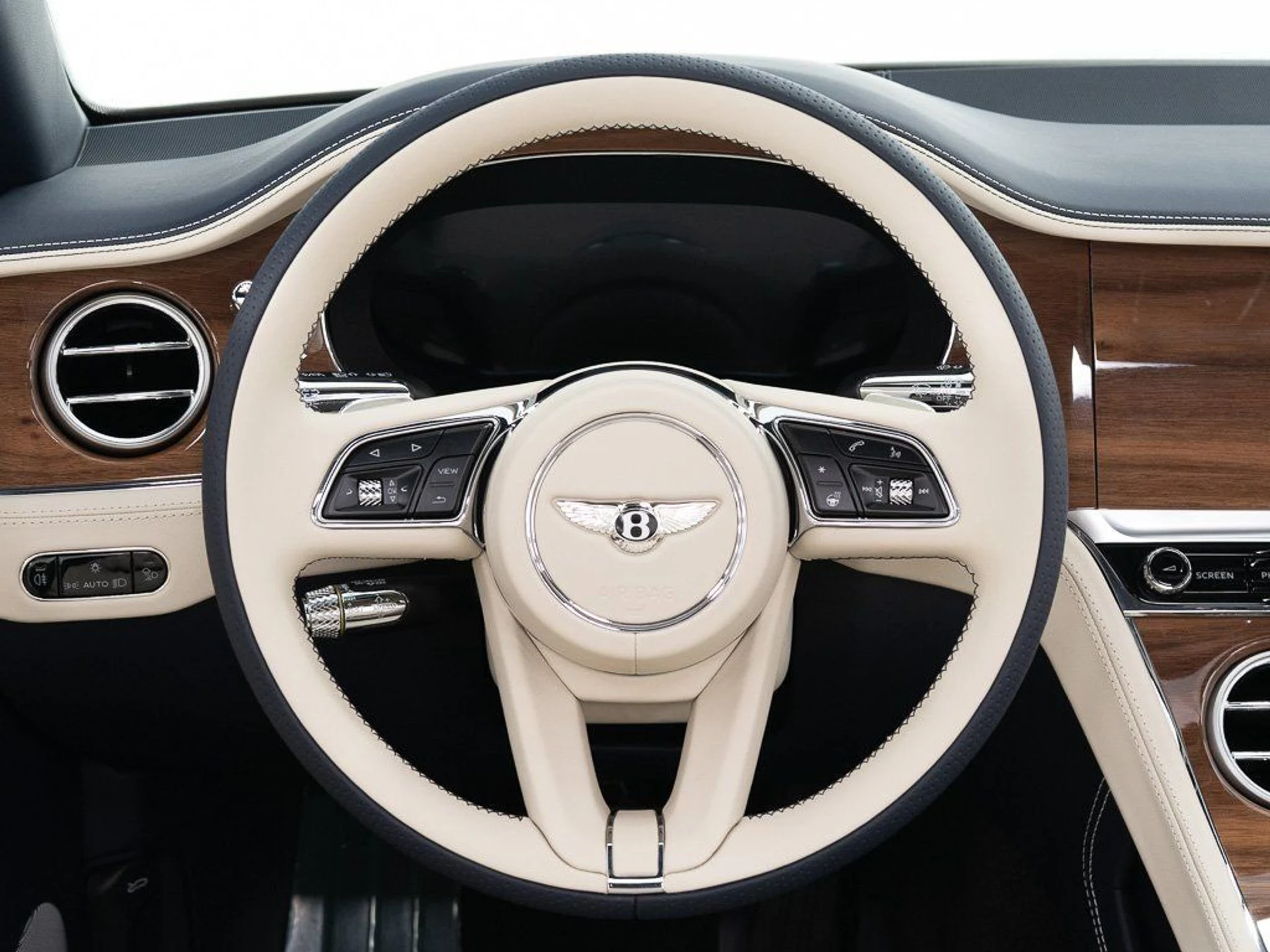 mph025_167777195_764020c01951ef55e2fd4645b0cd1f7e_f9fe4ee009