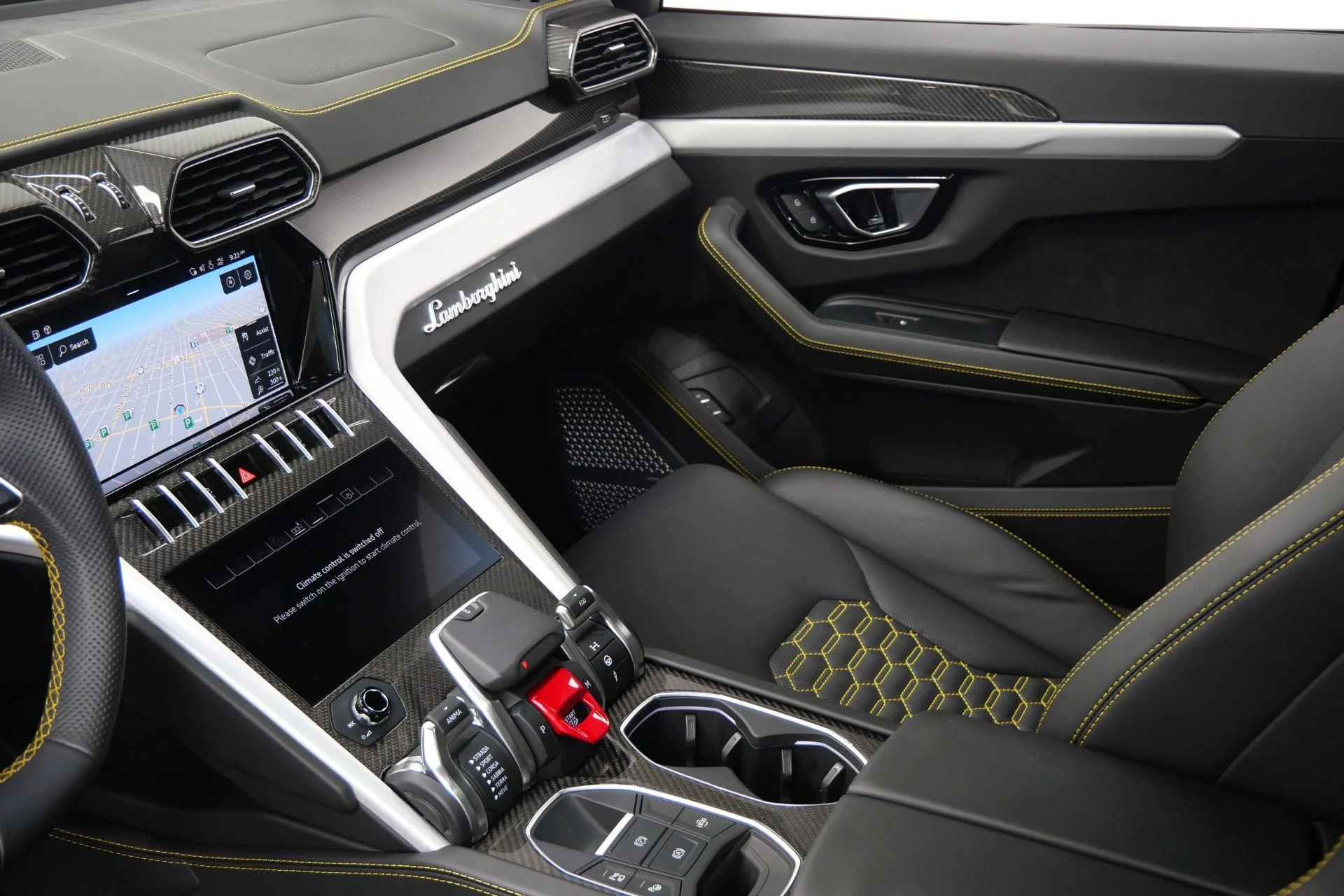 mph025_1678437893_Used_2021_Lamborghini_Urus_Carbon_Fiber_Packs_Inside_and_Out_23_Inch_Wheels_1775930480_dc797a5acf