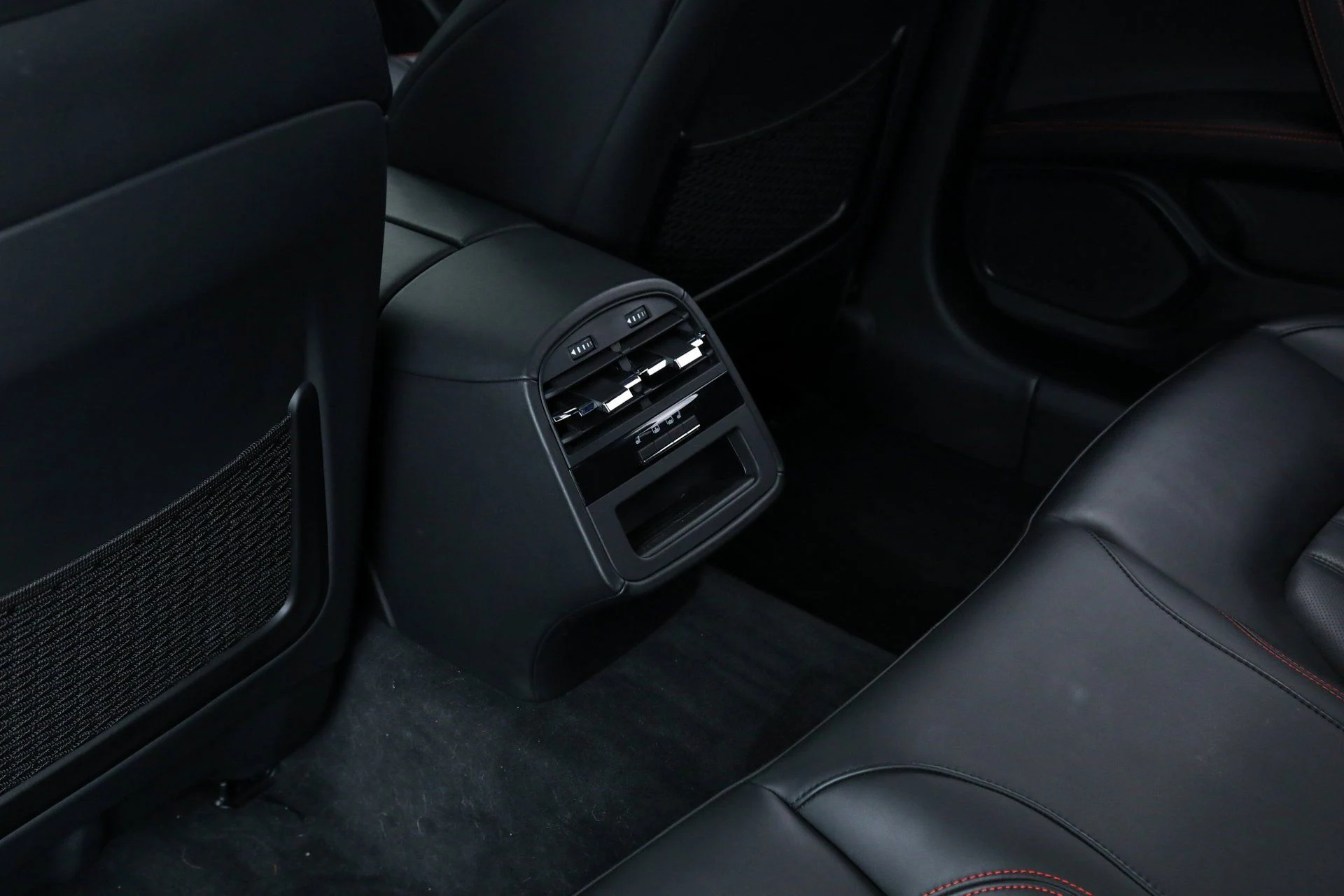 mph025_1689390437_ac39d4655996249a6324e7de9f48f3d6_4831d58f3c