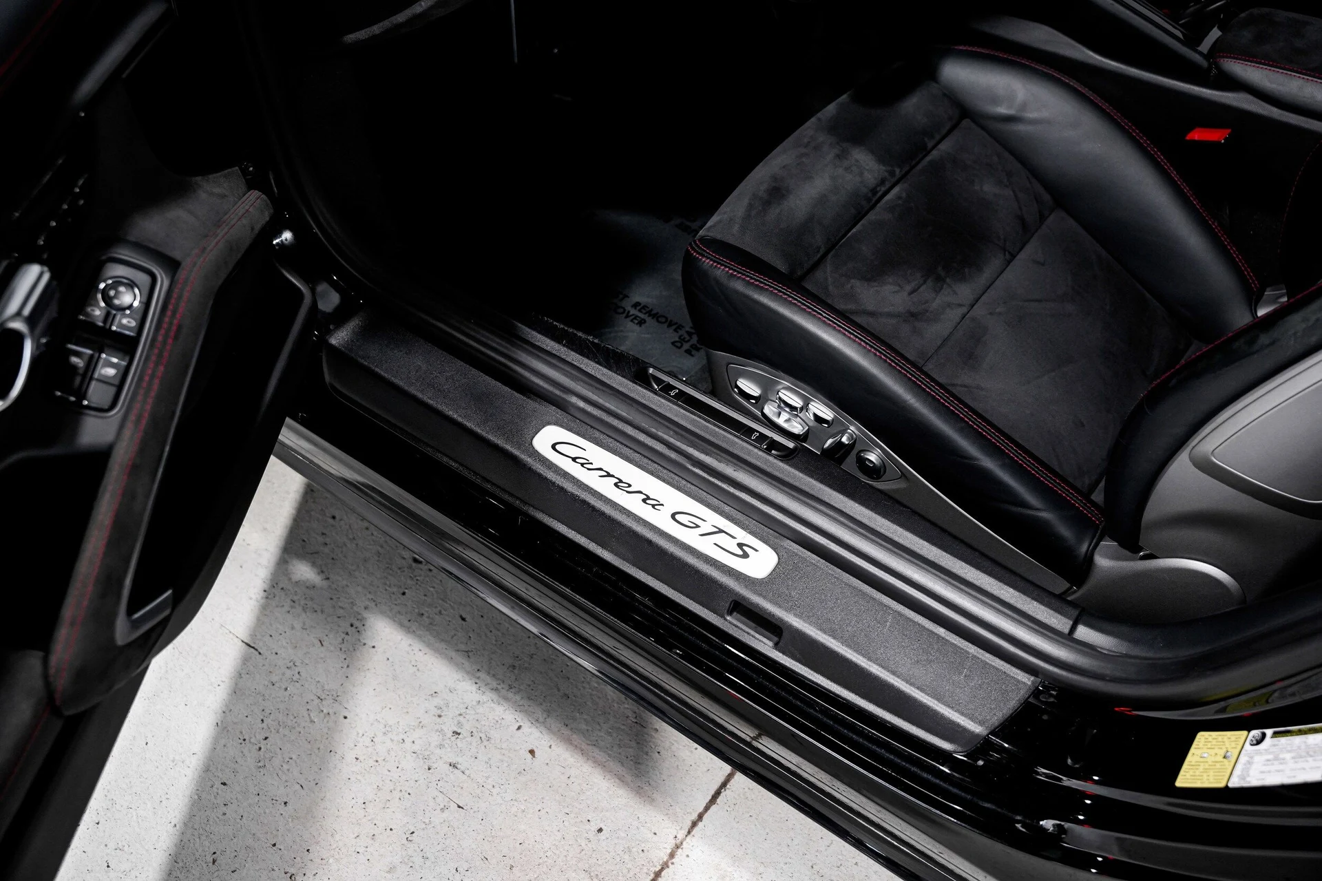 mph025_1692821645_77aad66410da6c4f06a3192757f38aa9x_c57d7fd722