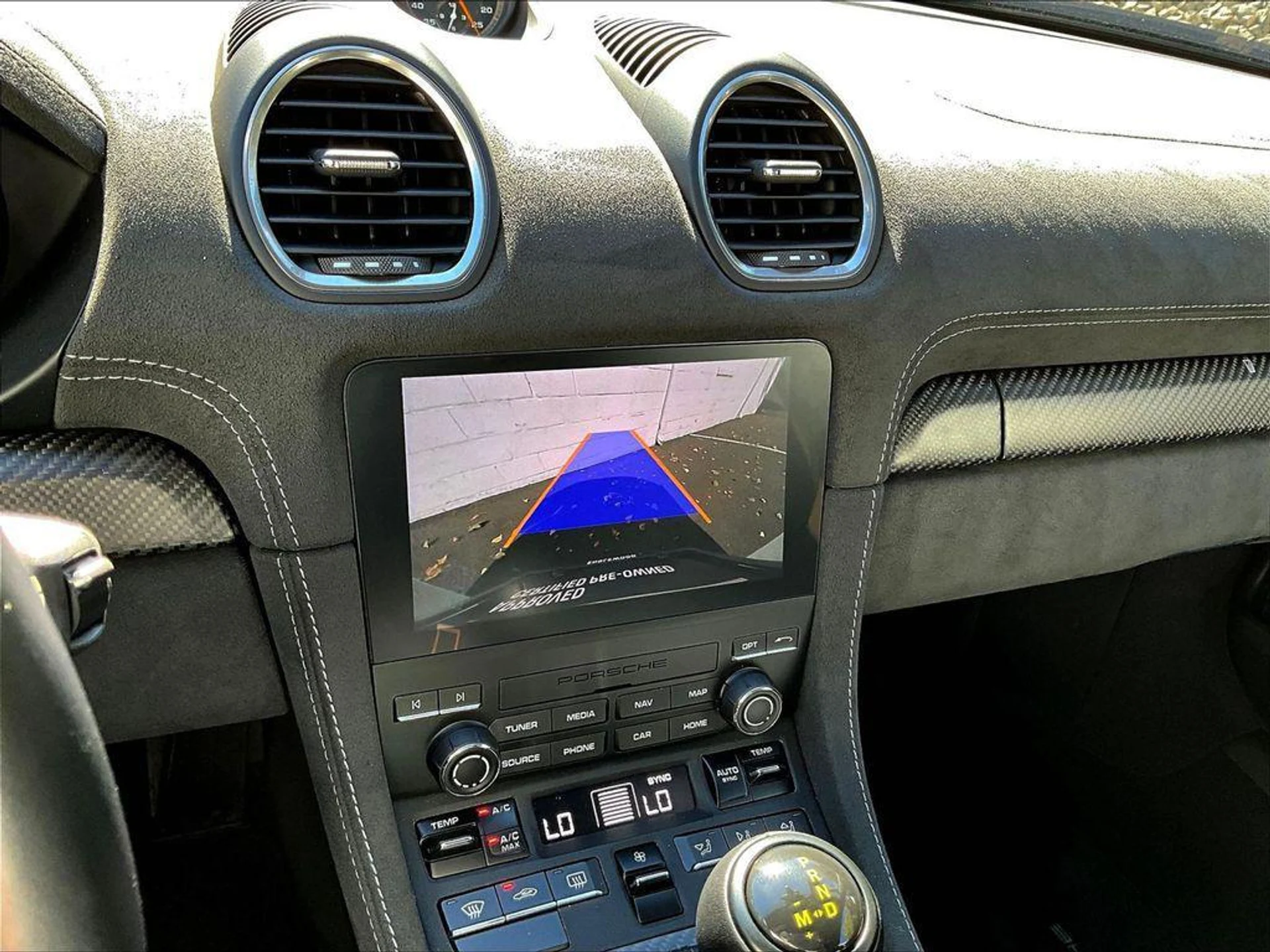 mph025_1706916719_Ys_GVUP_A_b_YF_9110_N01_LUW_7_VF_Wk_428d4e66b9