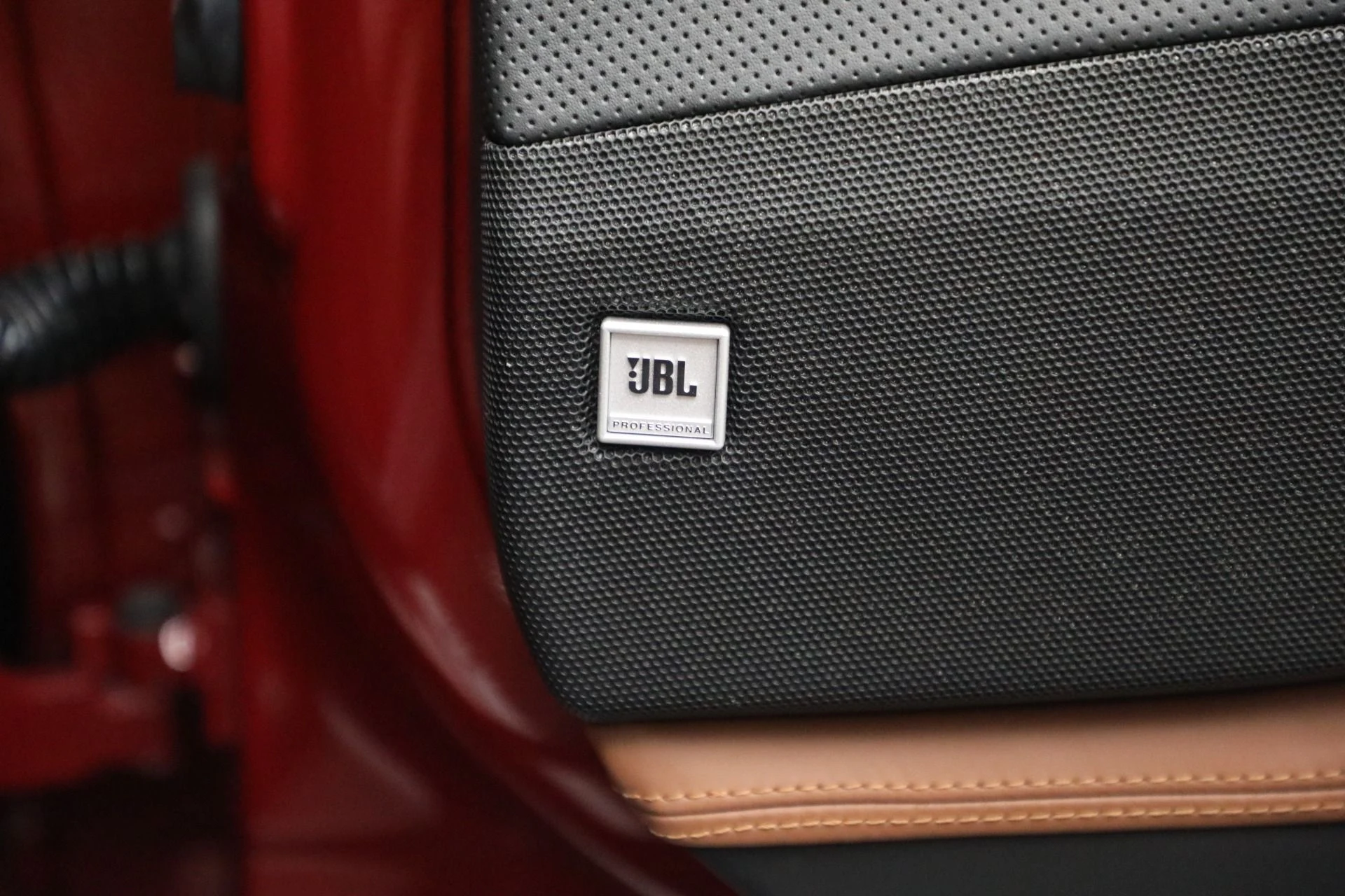 mph025_1707328874_Used_2022_Ferrari_812_GTS_1760729504_2aa0726bdf