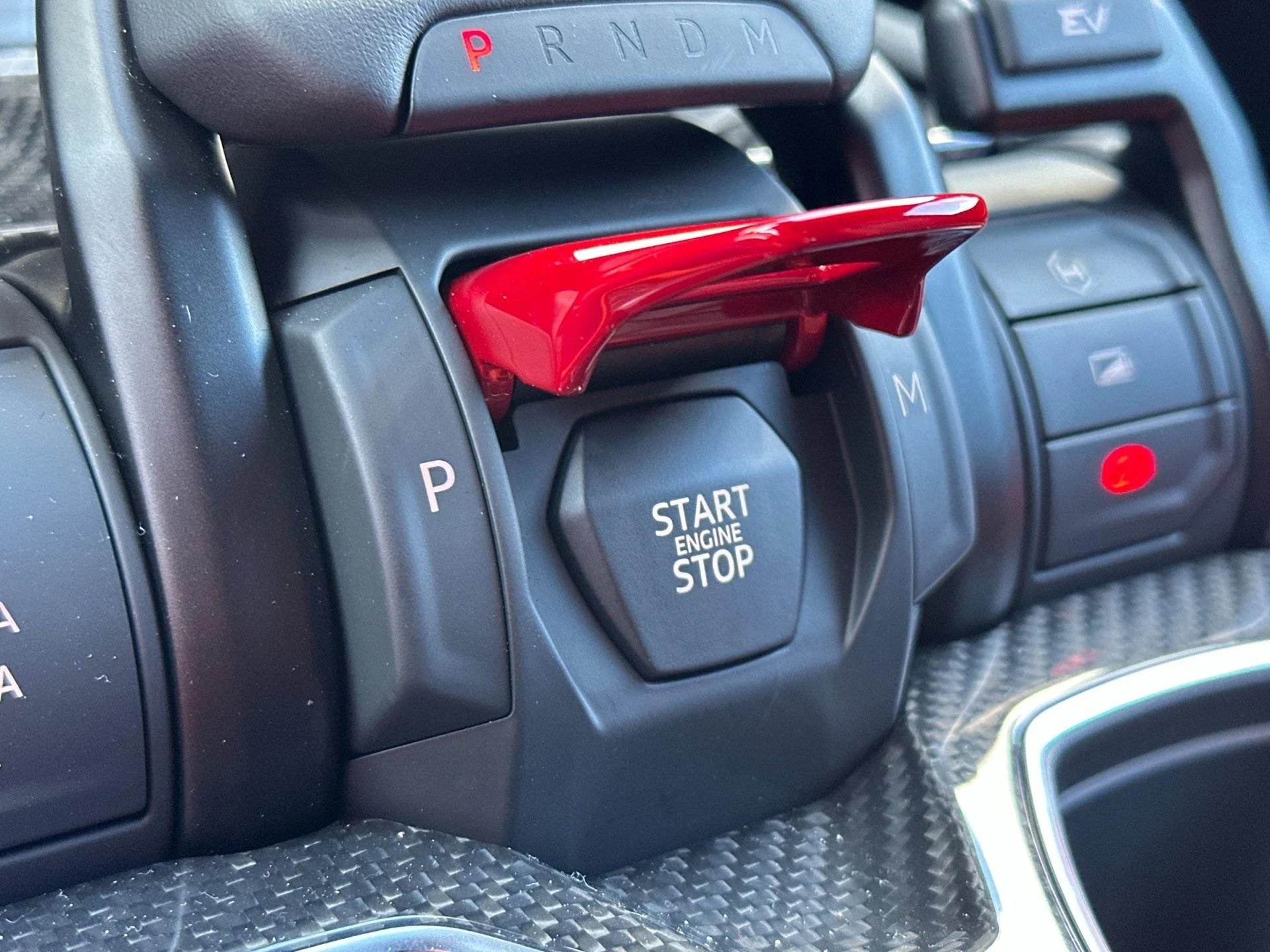 mph025_1708862138_Used_2025_Lamborghini_Urus_SE_1755160822_d8af3d4326