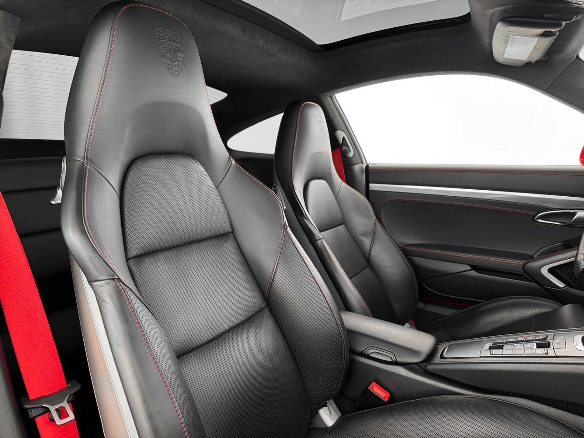 mph025_1712215494_2f19b9b48dedc5699ff21f5e1353f0b2x_31333076cb