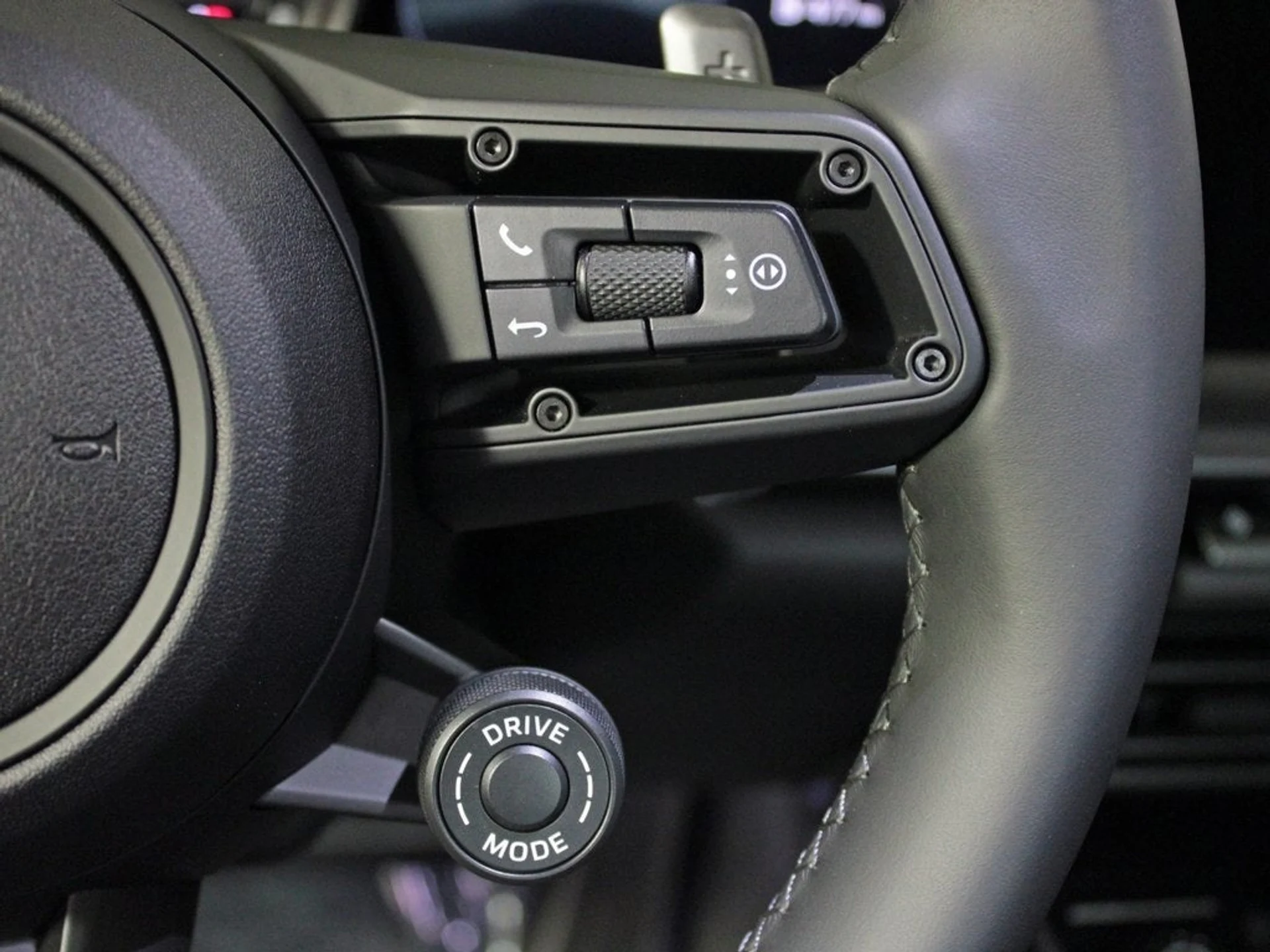 mph025_1716459975_26_3c0249c4c9