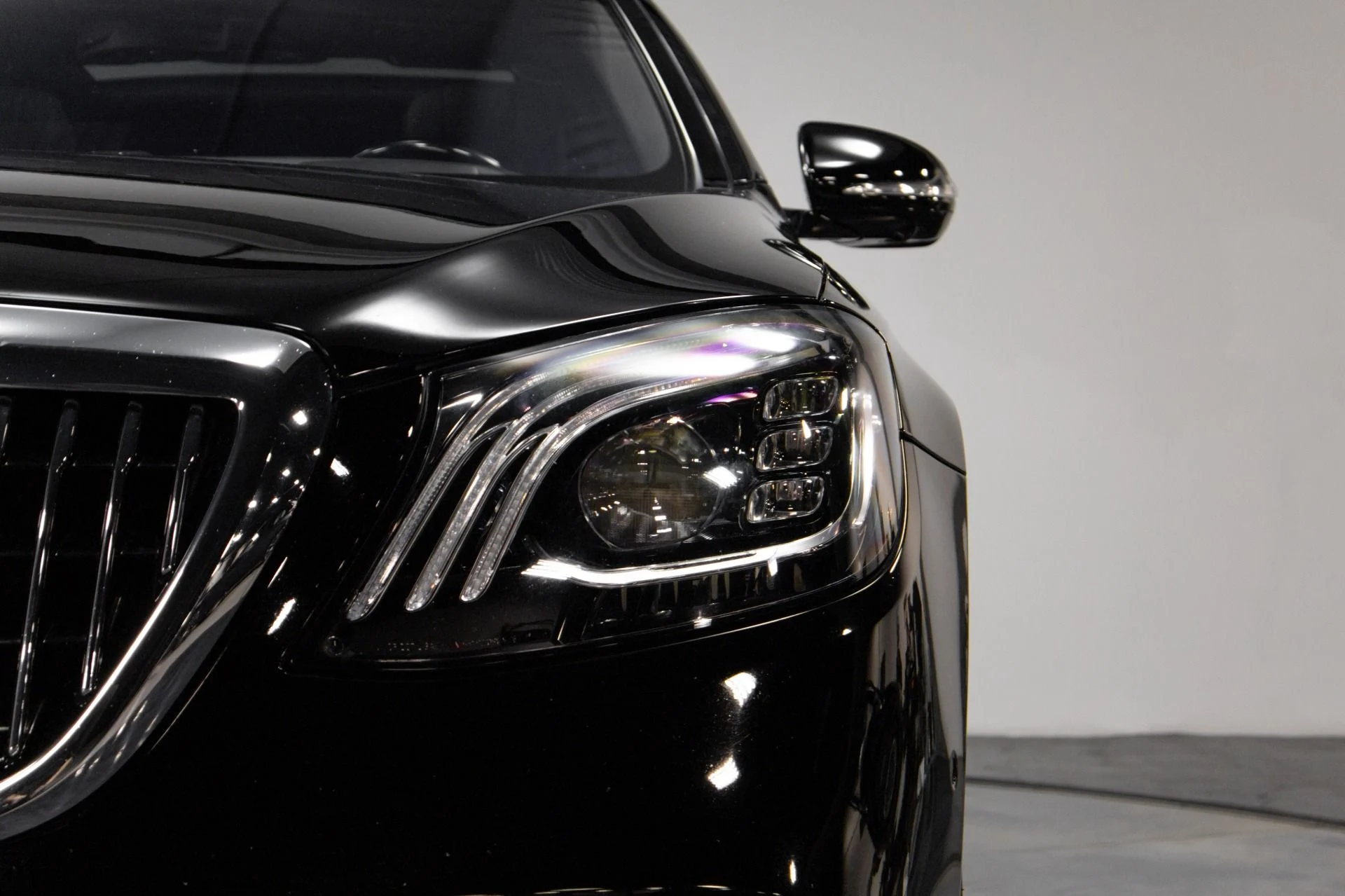 mph025_1725677740_Used_2019_Mercedes_Benz_S_Class_Maybach_S_650_1763220768_1c028c17ec