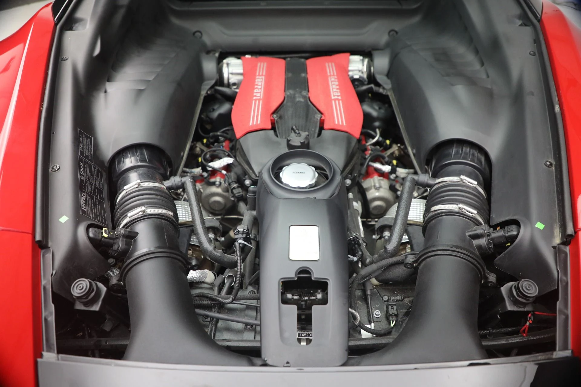 mph025_172842677_Used_2018_Ferrari_488_GTB_1785949713_7ca400aac1