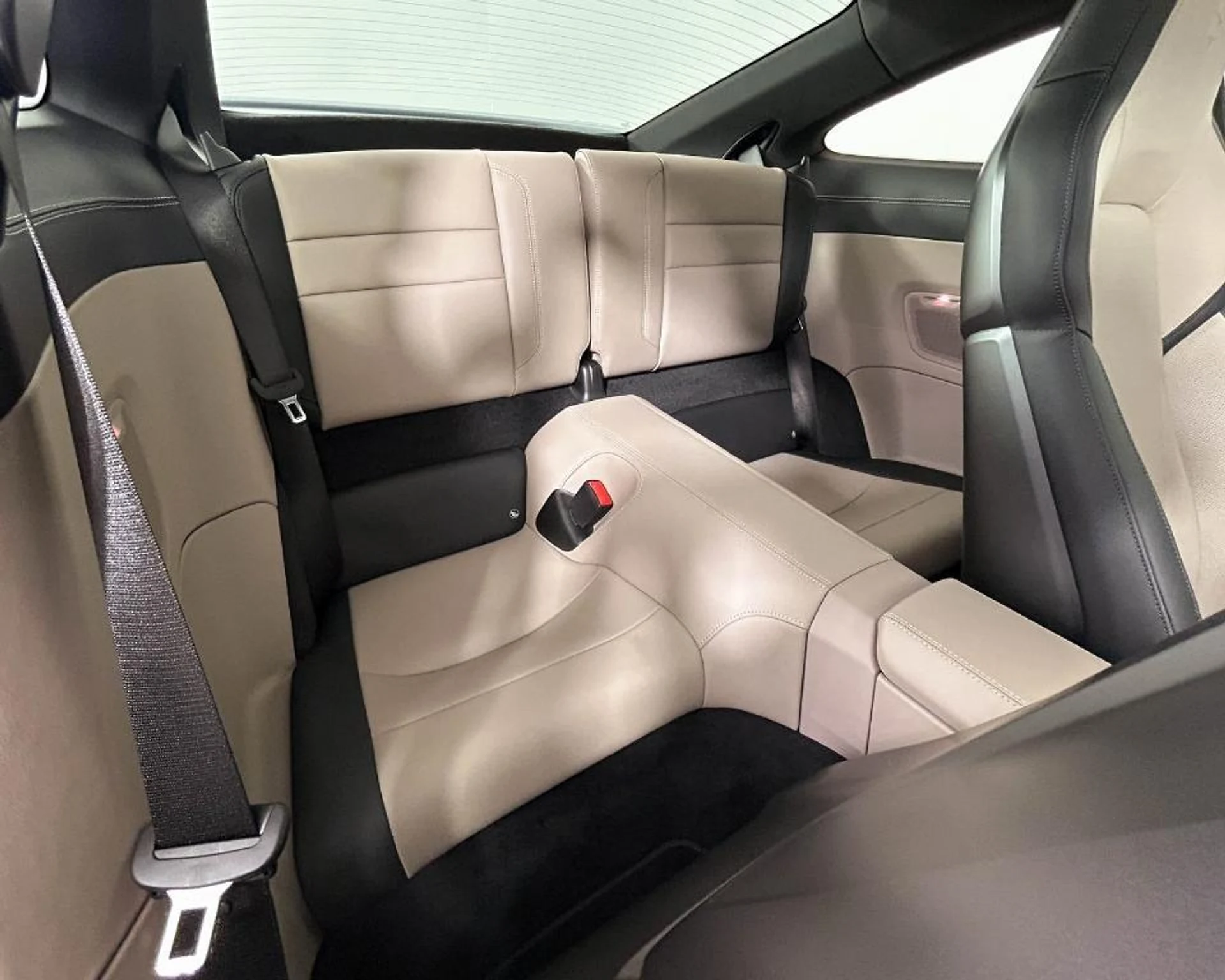 mph025_1728592304_k_BVPGH_Y_Un_AI_Mxk_Py_QN_3_Ik_KW_Zd_E_07e6e82d12