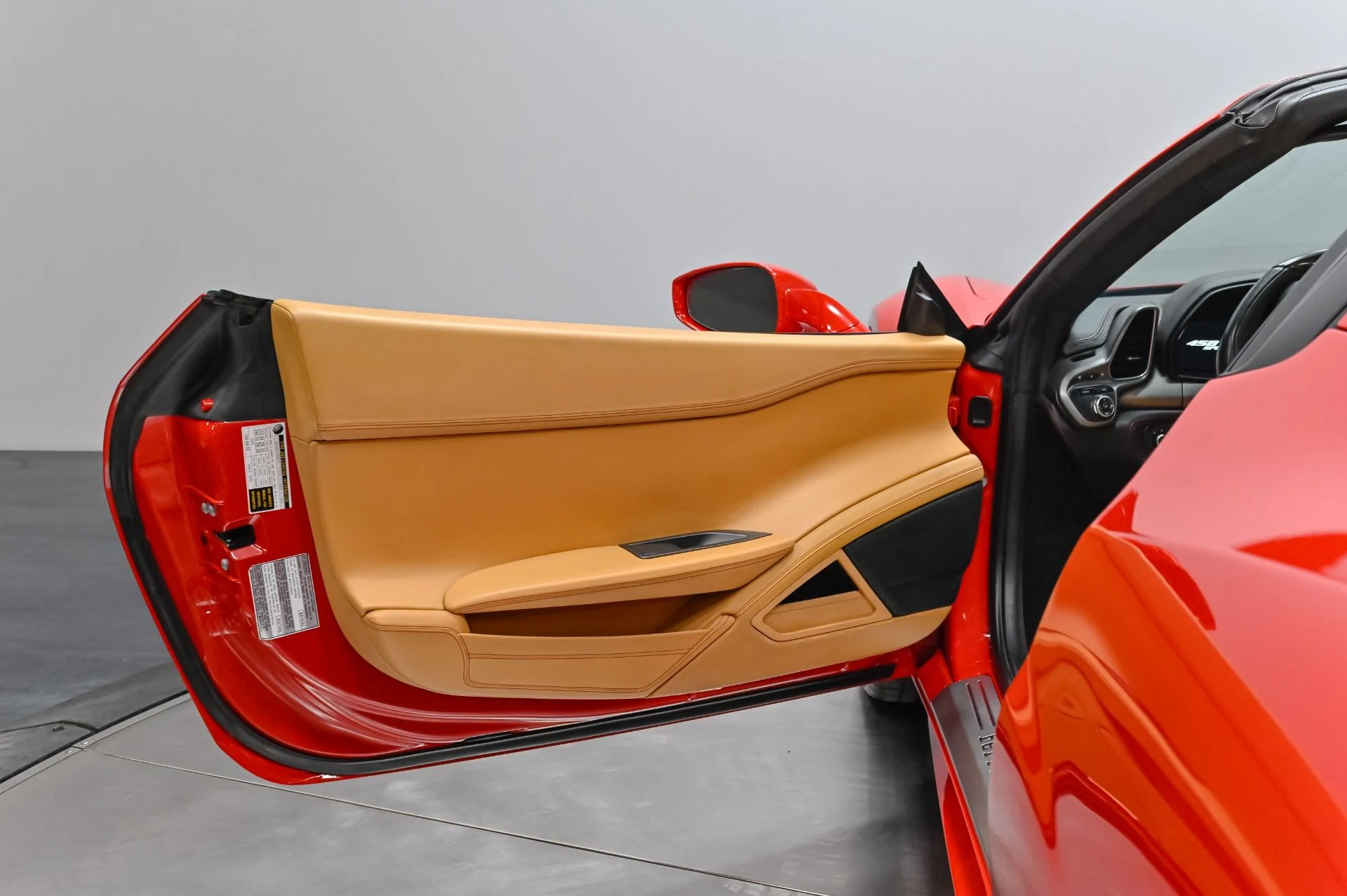 mph025_172975194_Used_2013_Ferrari_458_Spider_1788115023_d177a05bba