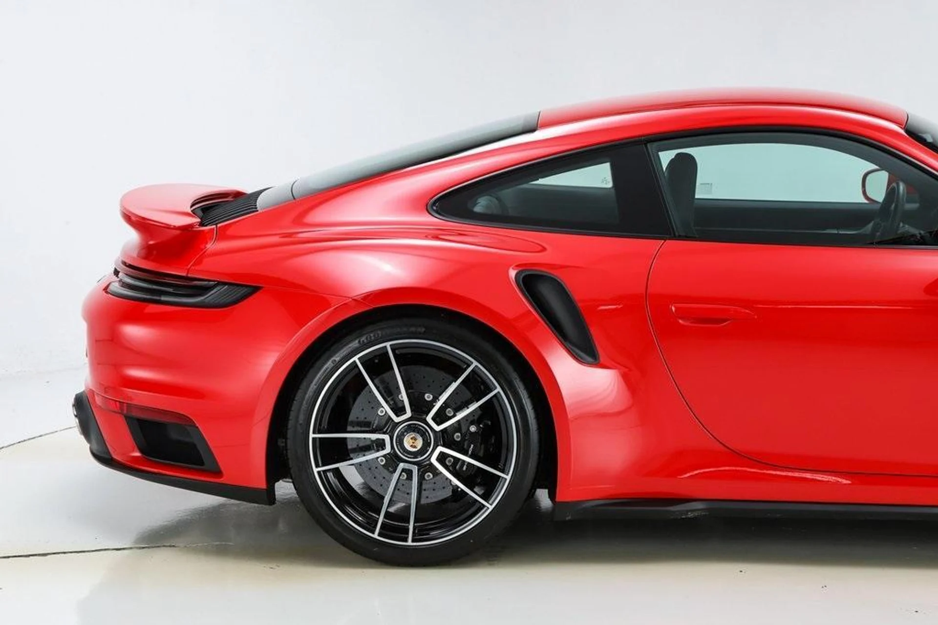 mph025_1735401072_Vf8_G4fmvyystx_XQ_1_YR_9b_Mi_E_zi_M_d84d7bebae