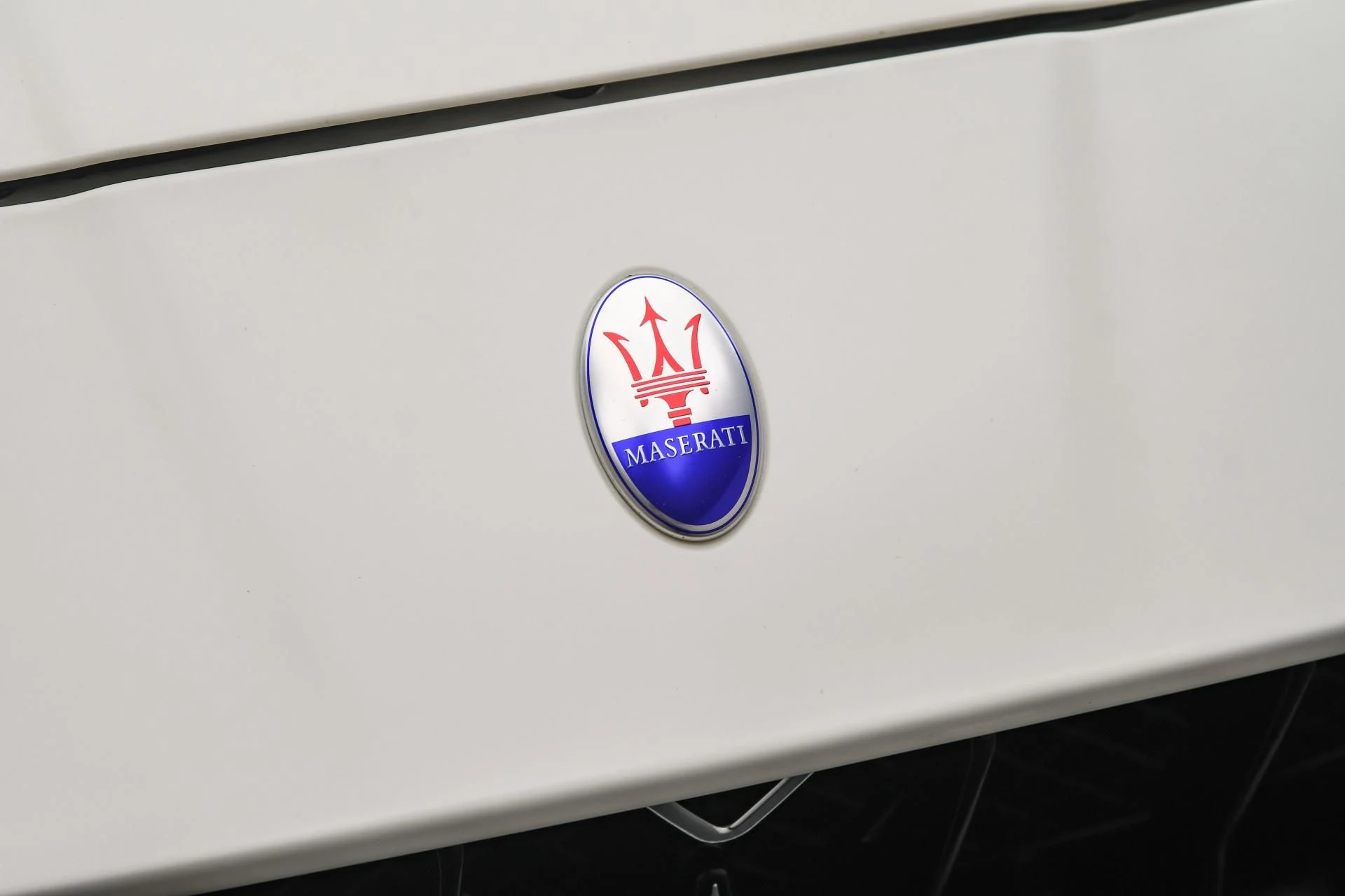 mph025_173737805_Used_2018_Maserati_Gran_Turismo_Convertible_MC_1755159372_4de7e5a5c8