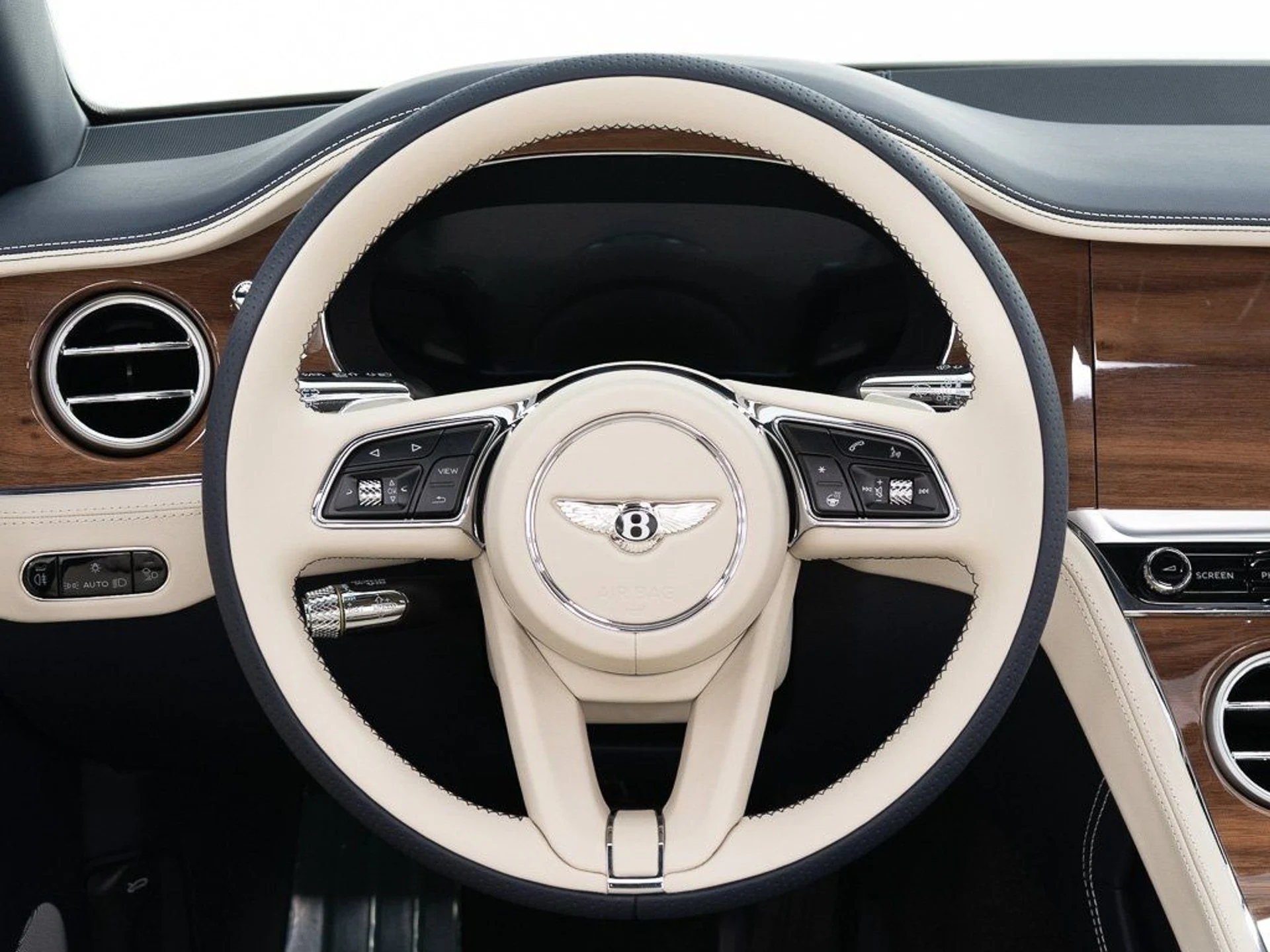 mph025_1745232766_b49e7dd57ceeb53a4da4b3ac9a030fef_860e7e45ed