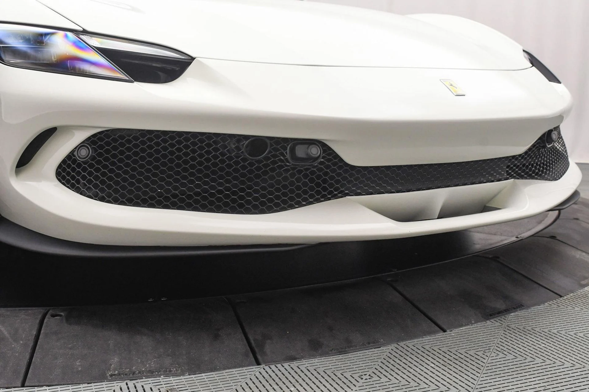 mph025_1746010229_Used_2024_Ferrari_296_GTS_in_Bianco_Avus_1740819845_d1d6451385