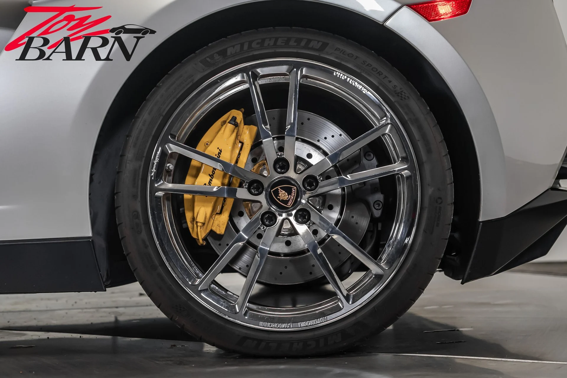 mph025_175013704_410674f4ce9f7d368cd62da7413a8ff5x_6e2cb93b23