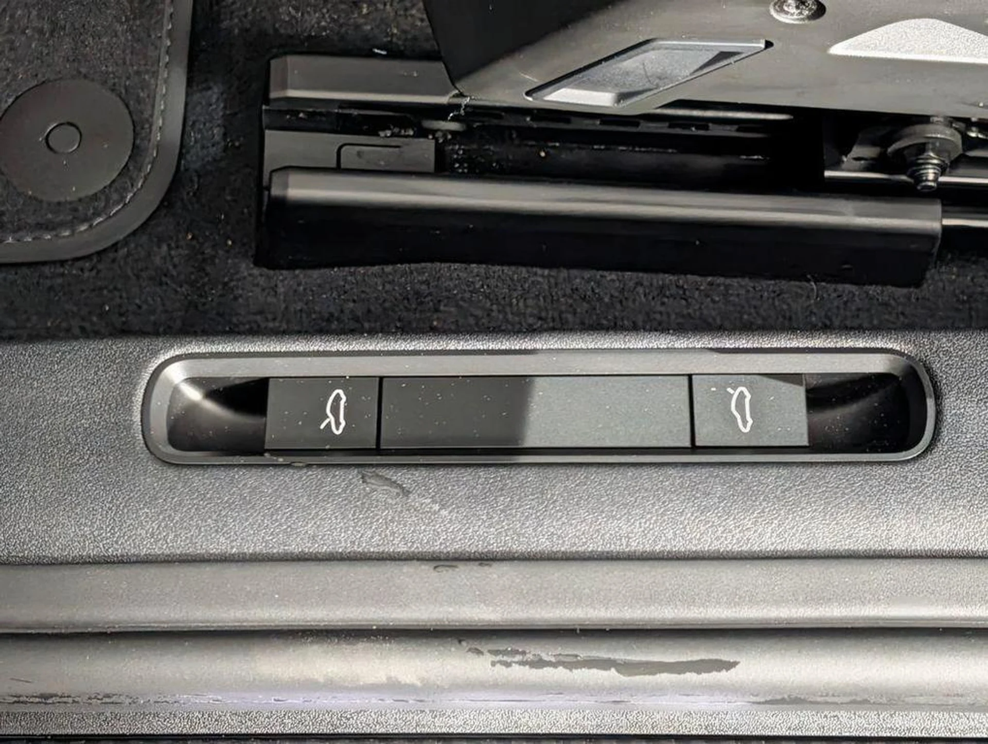 mph025_1750919717_6l0_UQ_Kc_Q_Ll_O_Js5jnr9tk_Otk_6y_M_bc005bacdd