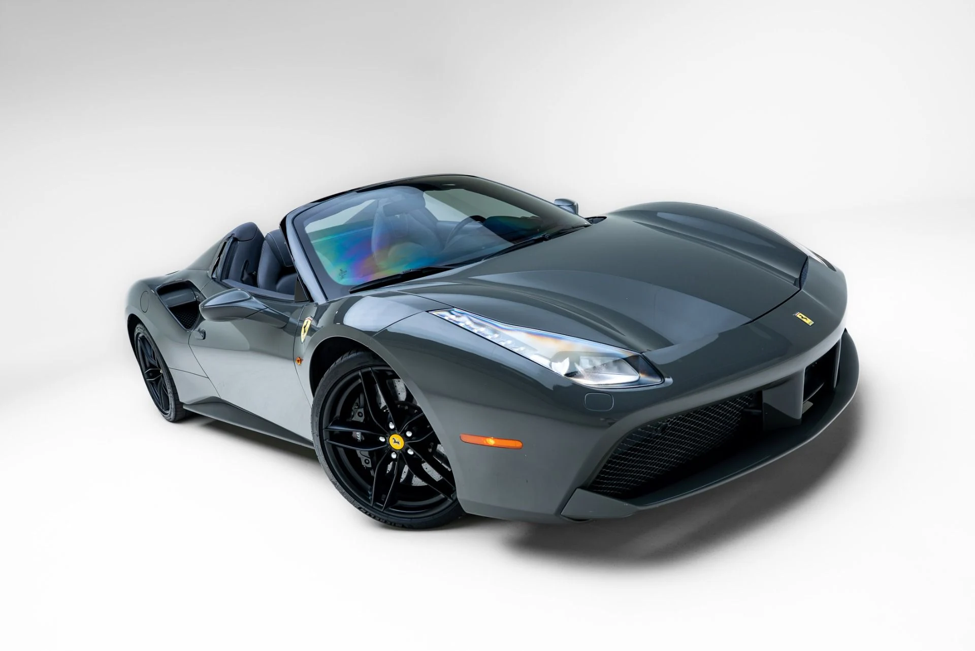 mph025_1758783342_Used_2018_Ferrari_488_Spider_1778276724_06f3af0b93
