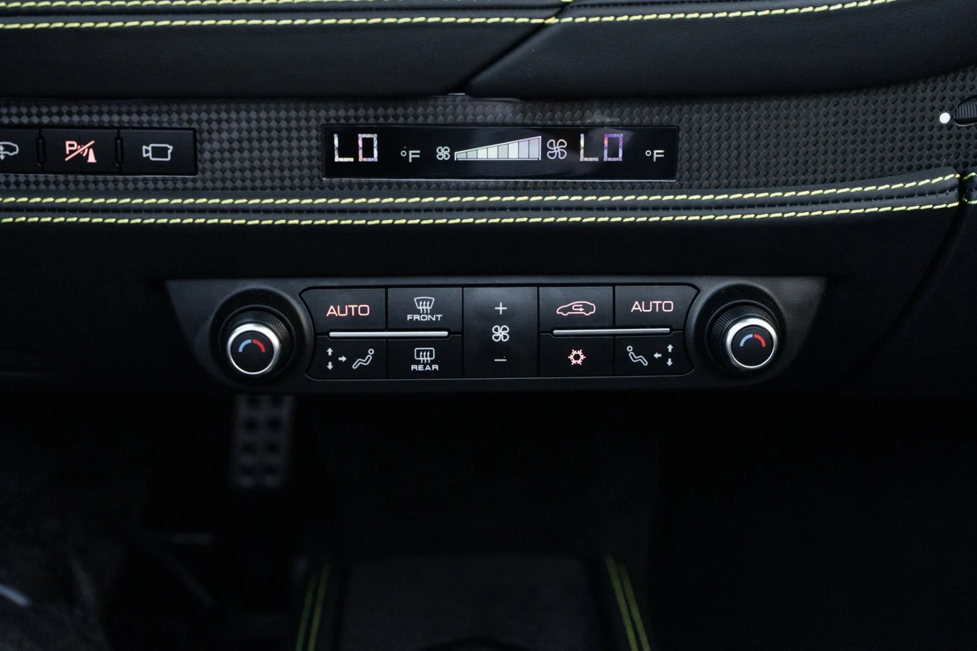 mph025_176009728_Used_2022_Ferrari_F8_Spider_1791584435_a7650e04c7