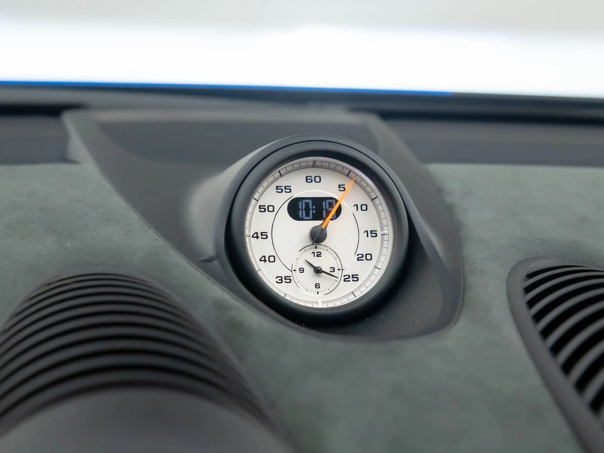 mph025_176253604_1807acee1f2f7279204499364004fd76x_8ba3610f6b