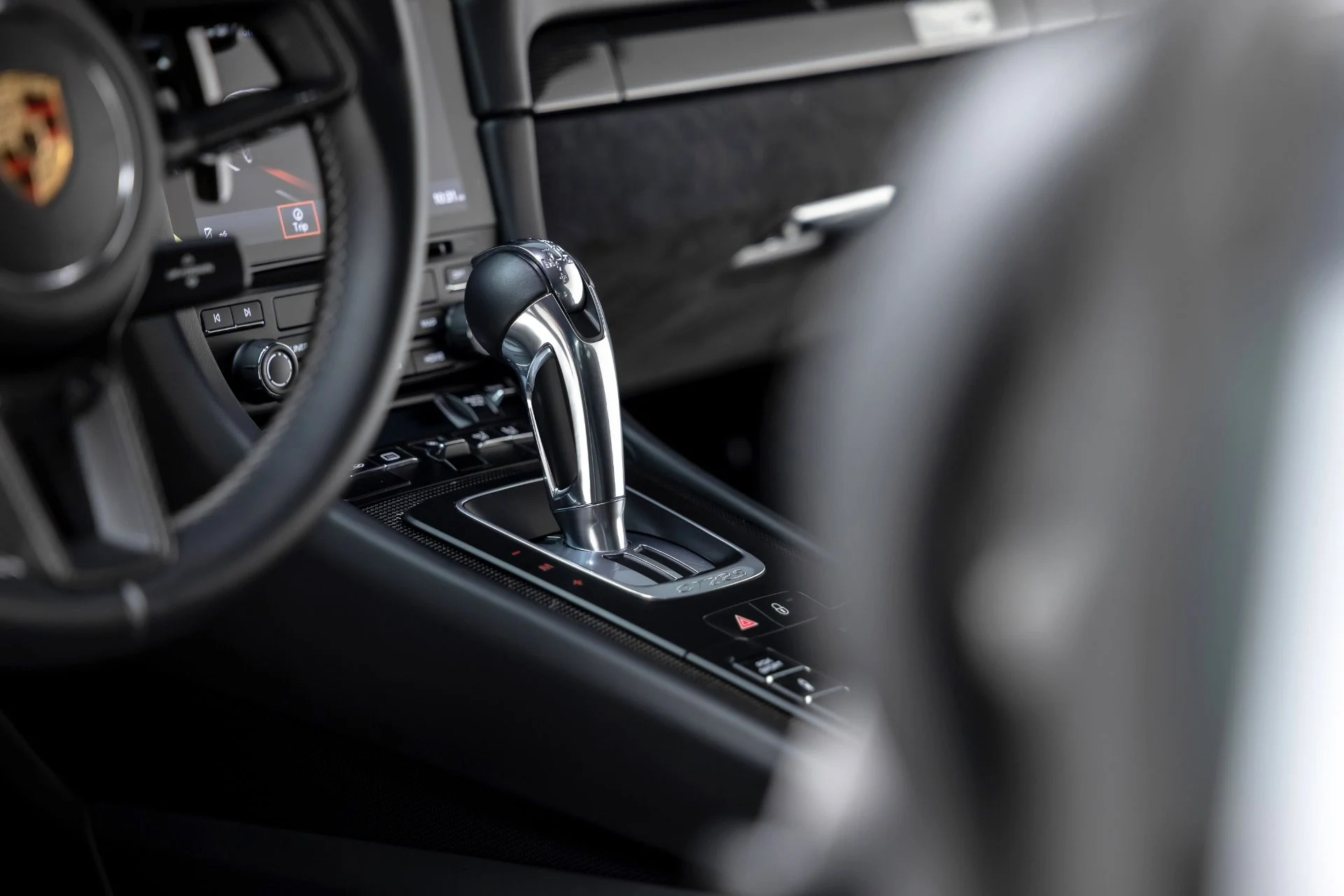 mph025_177396390_11865_p26_l_f64f3ffbdb