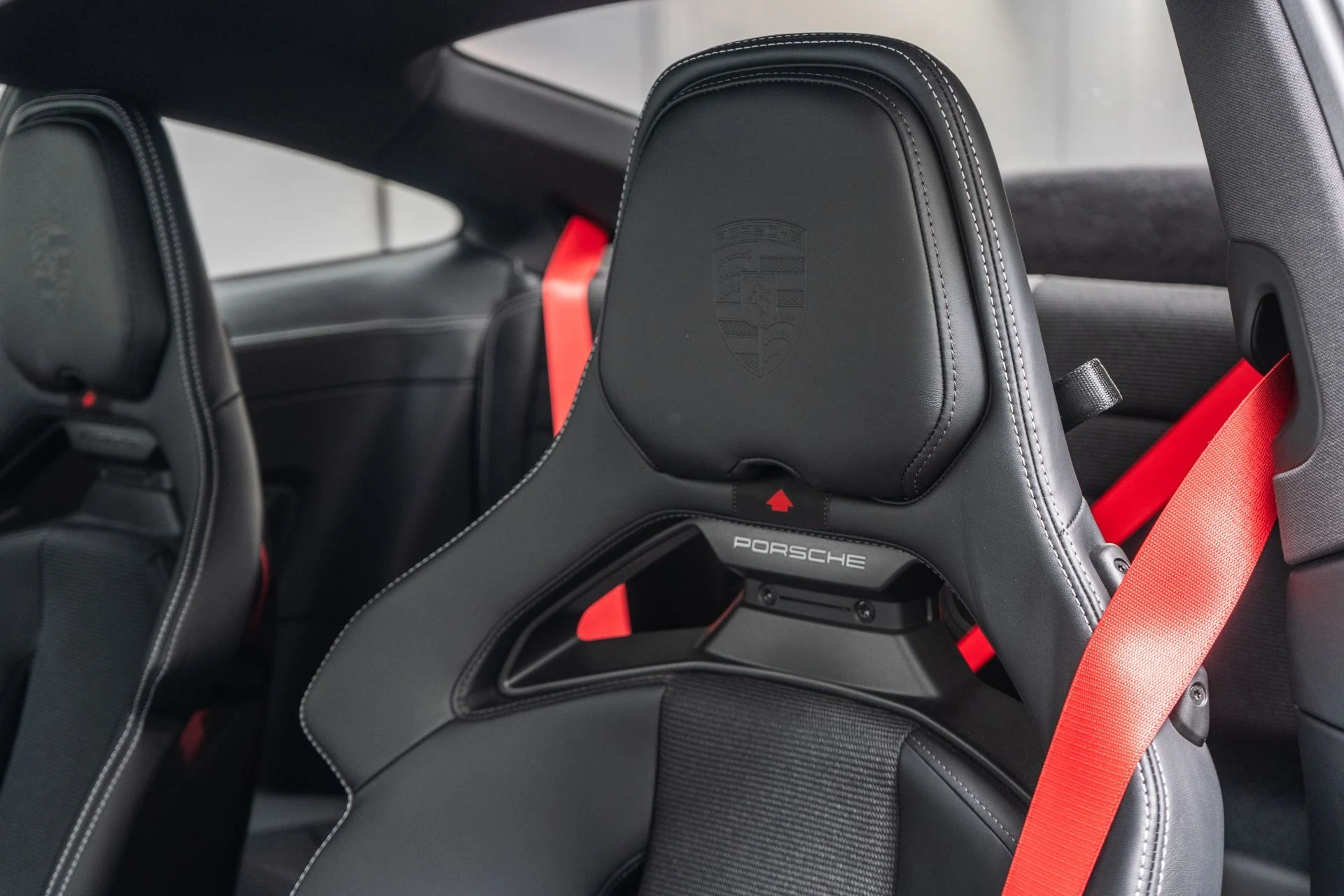mph025_1775725818_Used_2026_Porsche_911_GT_3_Touring_6_Speed_Manual_Carbon_Fiber_Bucket_Seats_1791826700_01b8bc15ca