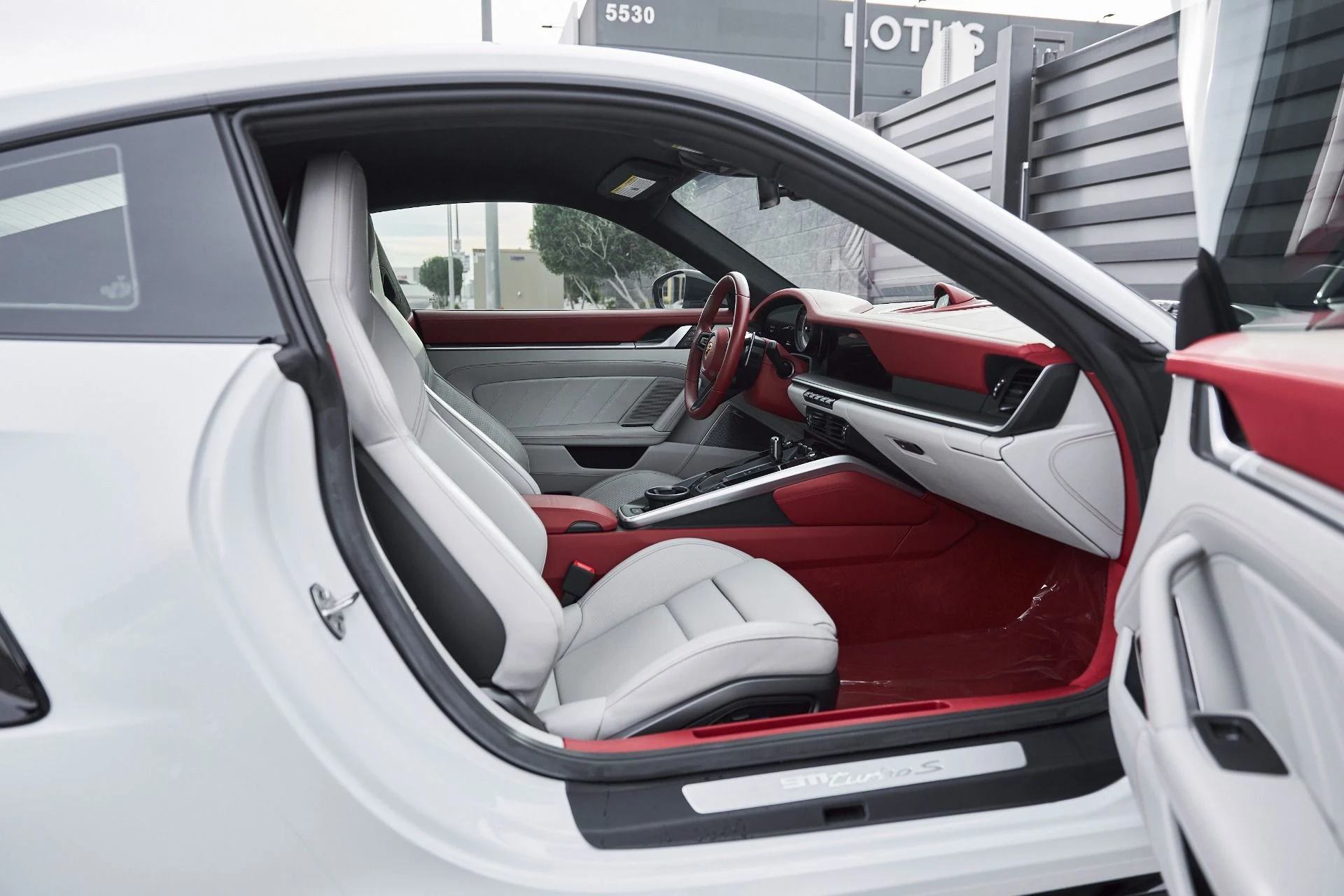 mph025_1778648998_Used_2024_Porsche_911_Turbo_S_1767751448_a0a02c0544