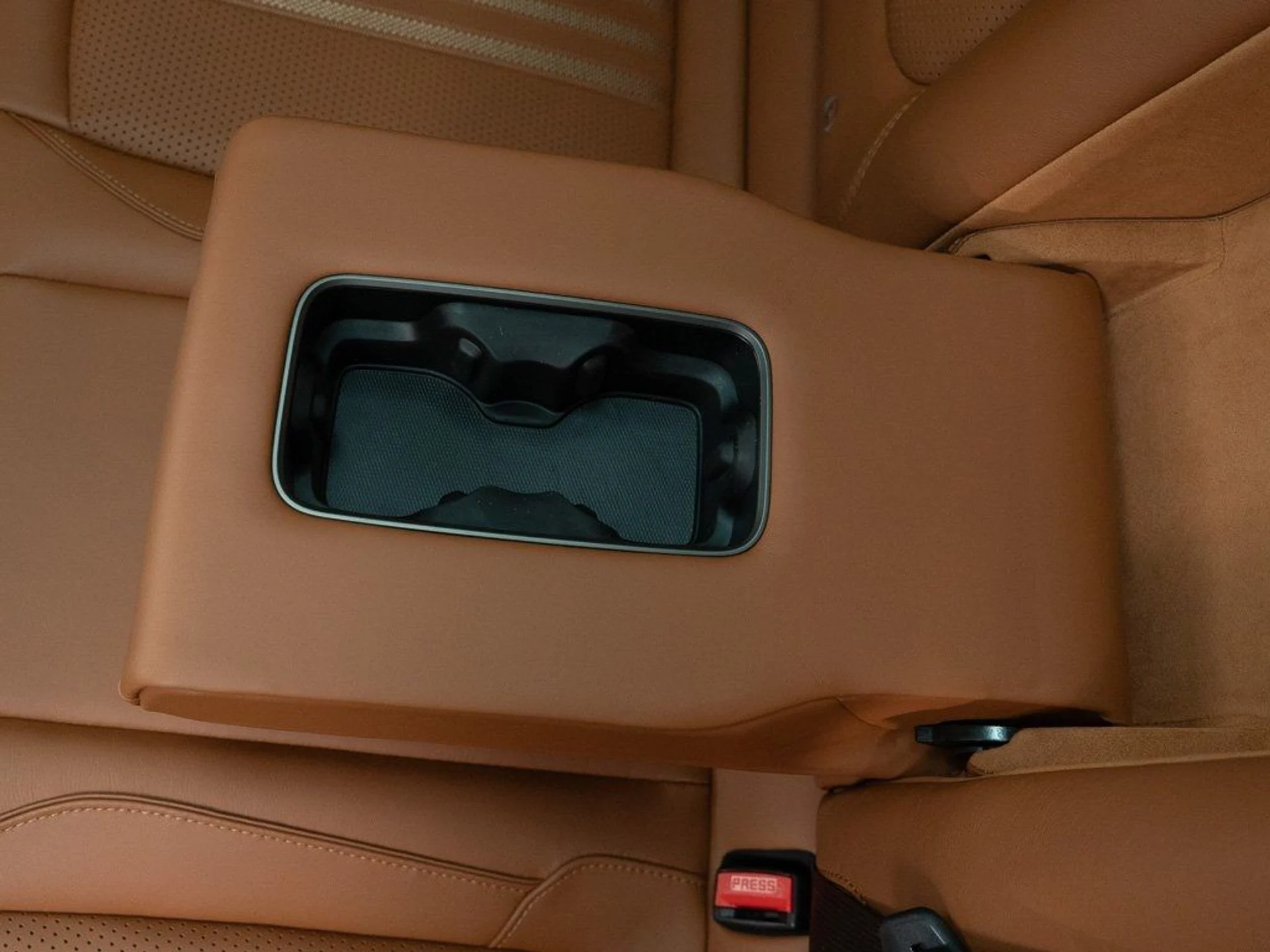 mph025_1780483255_fab89ae6ad89ddd059a5a48f659f02b5_2c34123bc2