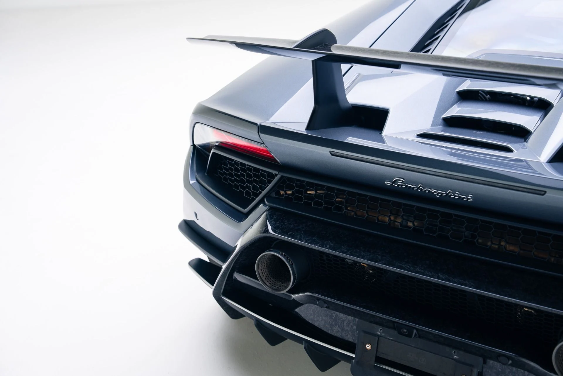 mph025_1784742856_Used_2018_Lamborghini_Huracan_LP_640_4_Performante_1765562514_fa9bc9faf7