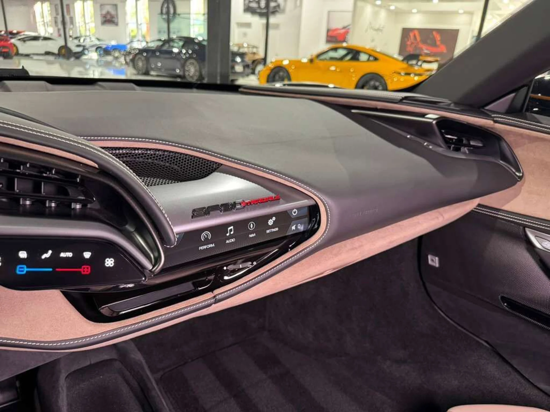 mph025_1787052952_8ca9b48aef4244dc1951a53fb3638581_930064b8ab