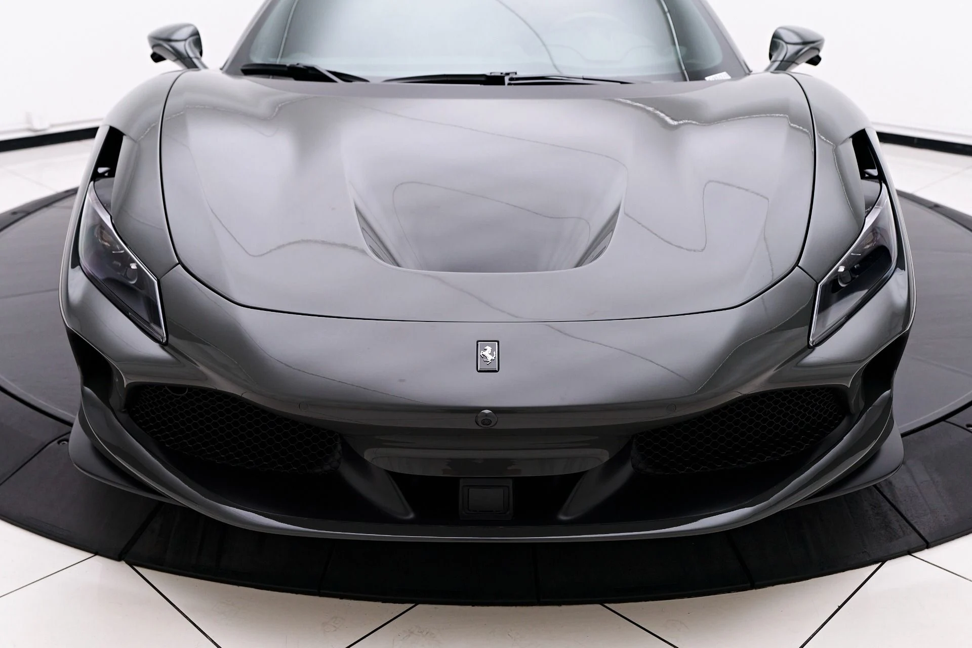 mph025_1792444478_Used_2022_Ferrari_F8_Tributo_Base_1754445806_cdc07f03a0