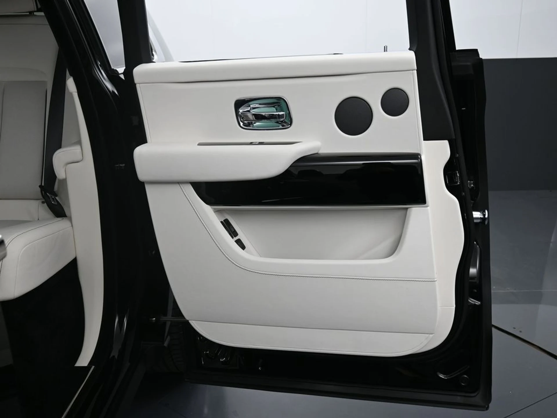 mph025_1805438099_image_25_cf661bf8fd