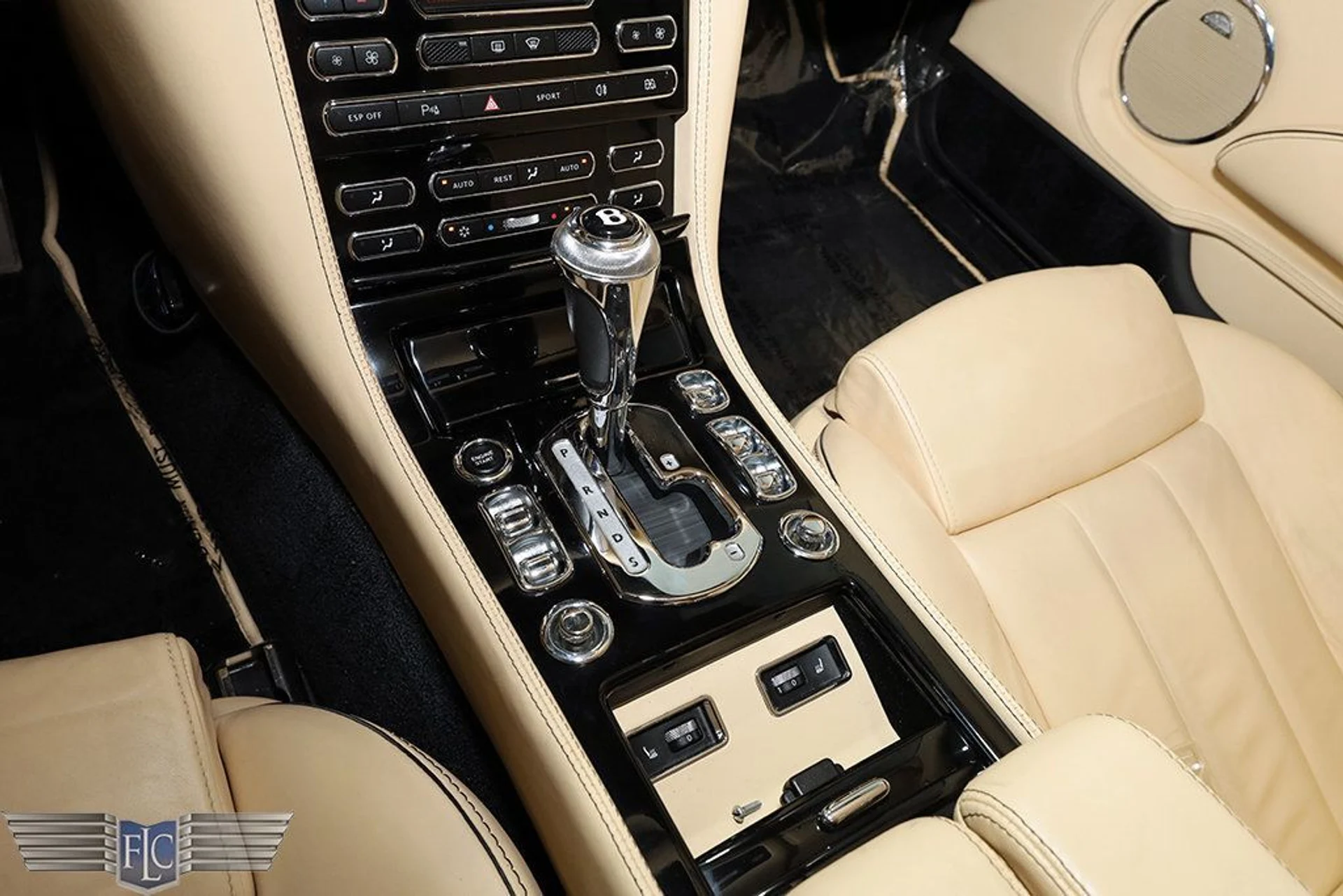mph025_1807615776_used_2009_bentley_brooklands_2drcoupe_9689_23015098_26_1024_2c61e95d73