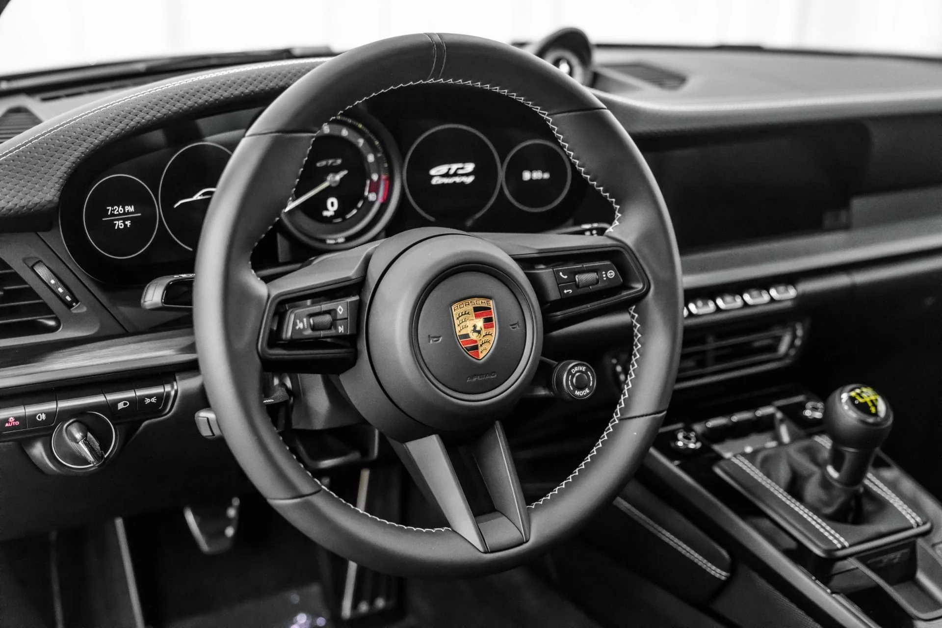 mph025_1813606456_Used_2024_Porsche_911_GT_3_Touring_1761943972_8d6f900012