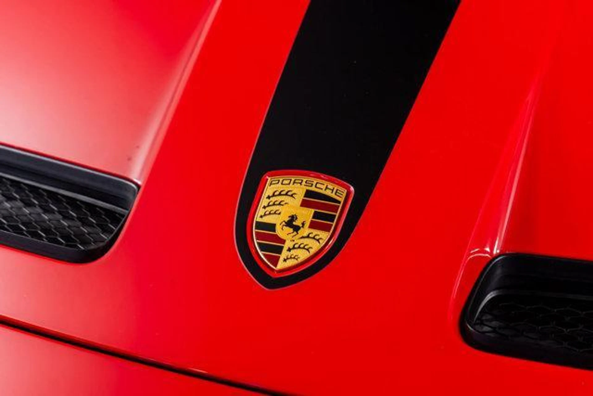 mph025_181766377_RF_Mf_UTT_Tkfh_ZL_Iy_UOBLB_Glb_Ug_Z4_203fb873d8