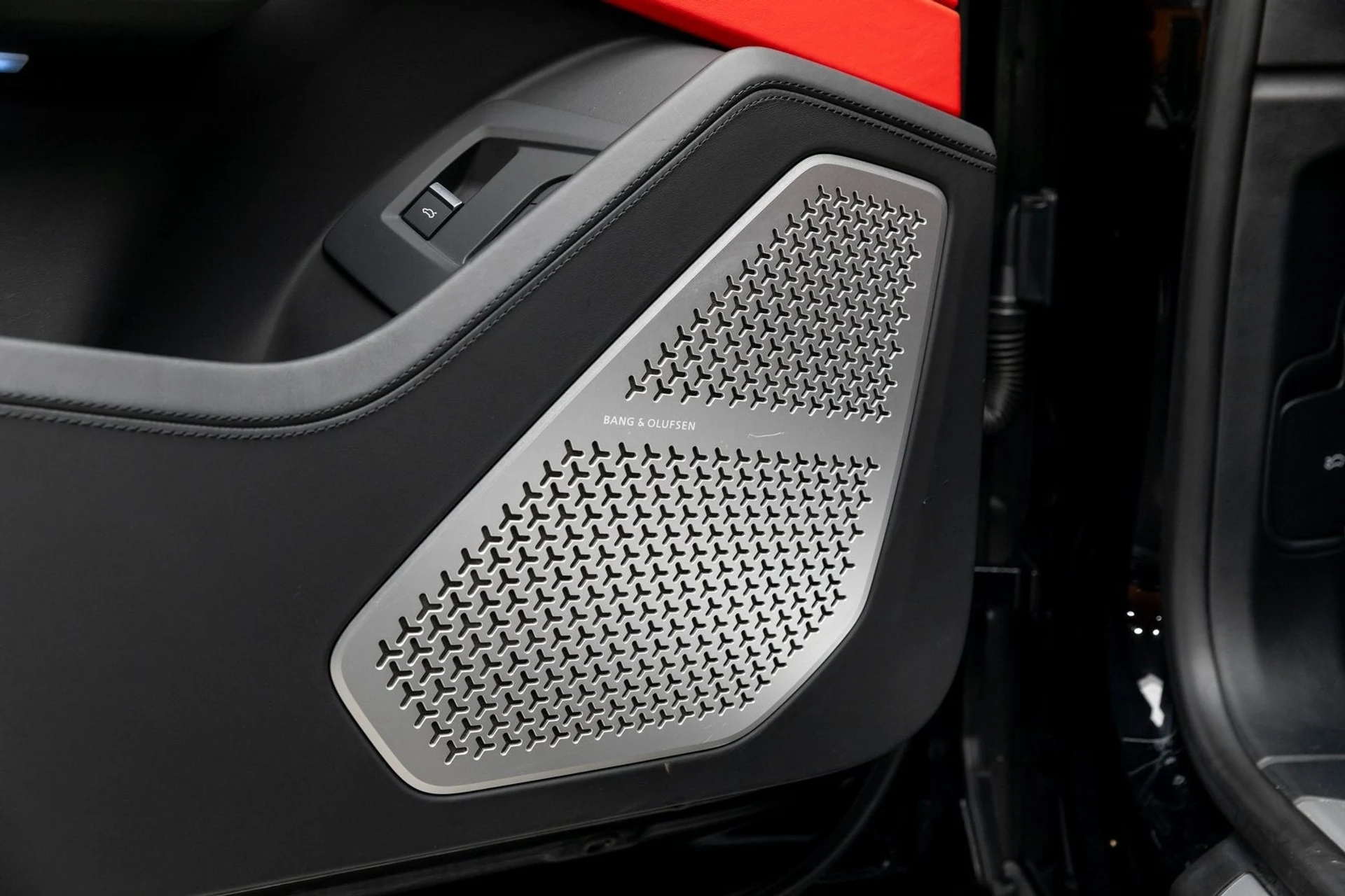 mph025_1818410325_26_8f6733736e