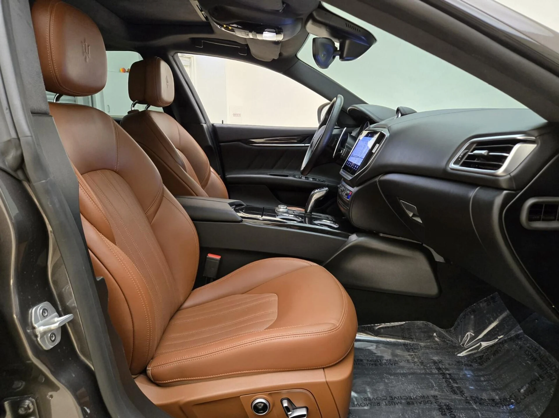 mph025_1818674283_Used_2022_Maserati_Ghibli_Modena_1763109006_050b42e199