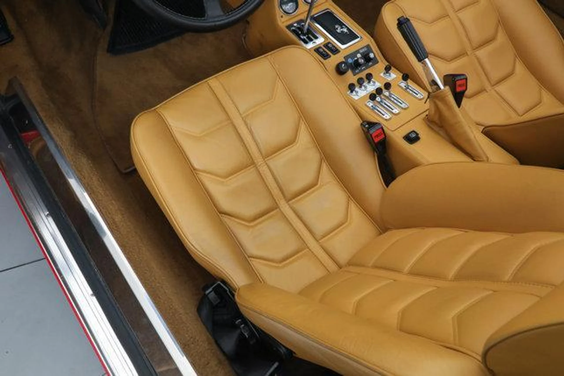 mph025_1820050099_X1w8_Bck_R0l_Hv_DLD_Gzg_CG_88zo_Kdc_1357aaf3cd