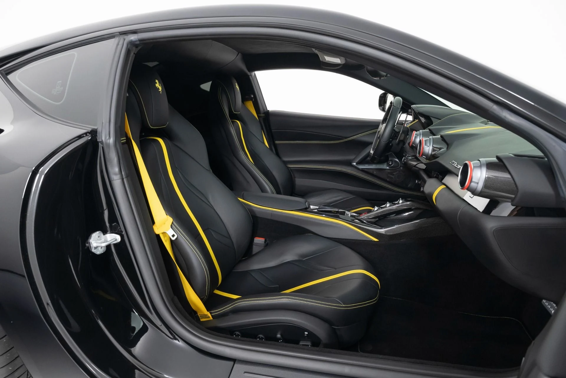 mph025_1820468631_Used_2019_Ferrari_812_Superfast_1719262605_c38a0b6dc0