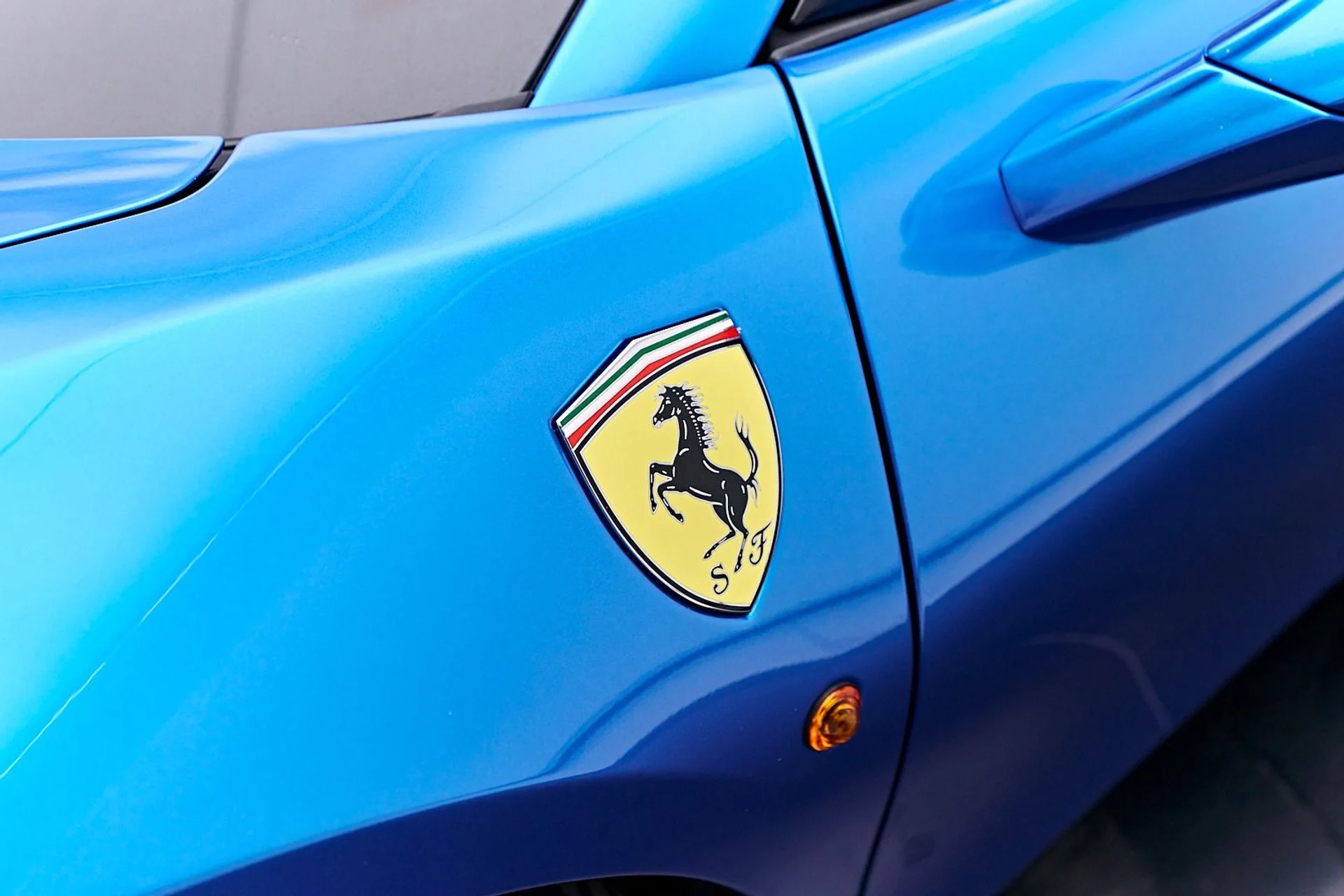 mph025_182161331_Used_2016_Ferrari_488_Spider_Base_1736016908_3a58f36cc7