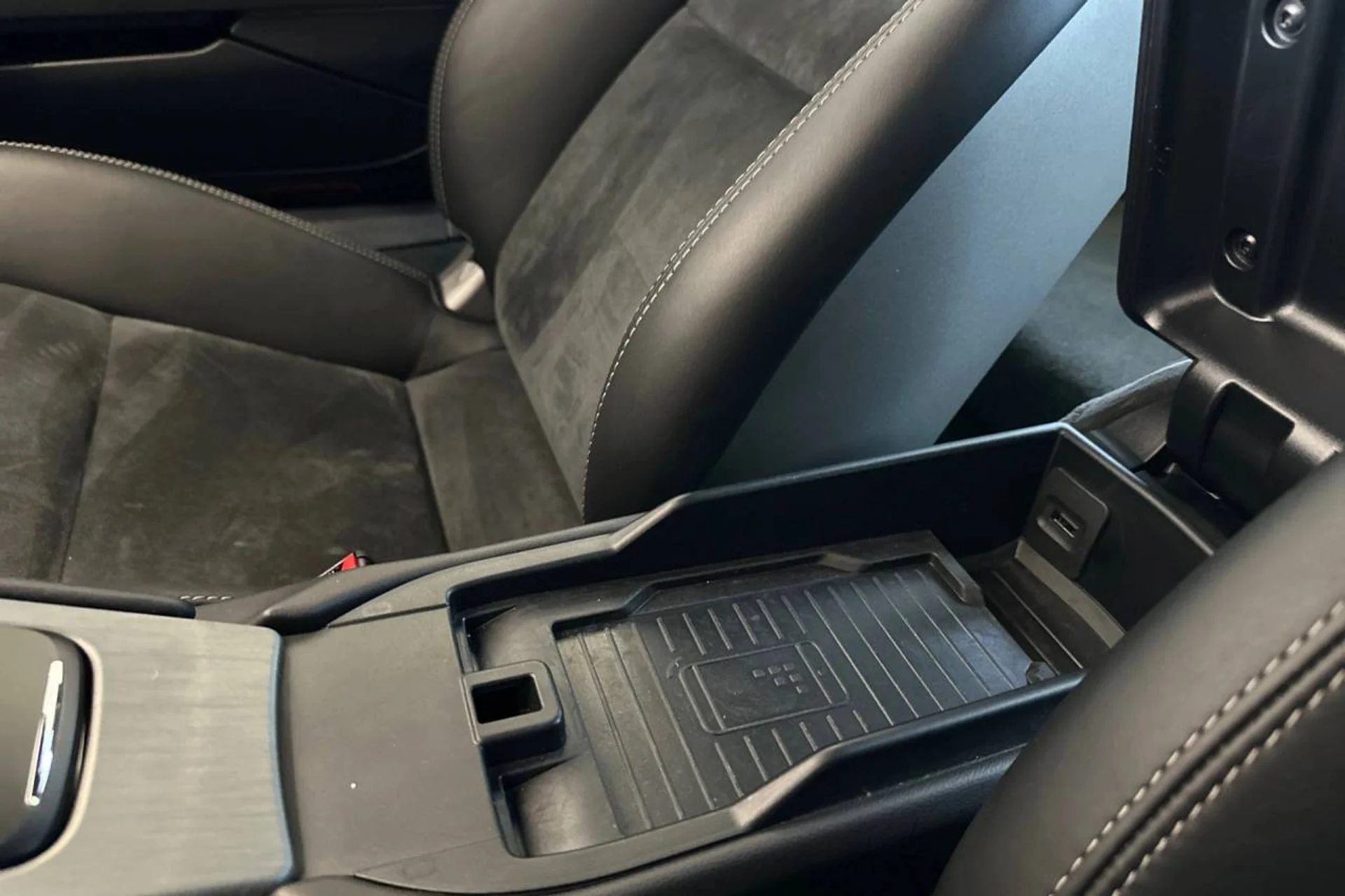 mph025_1825413860_1280_9b72228a8f