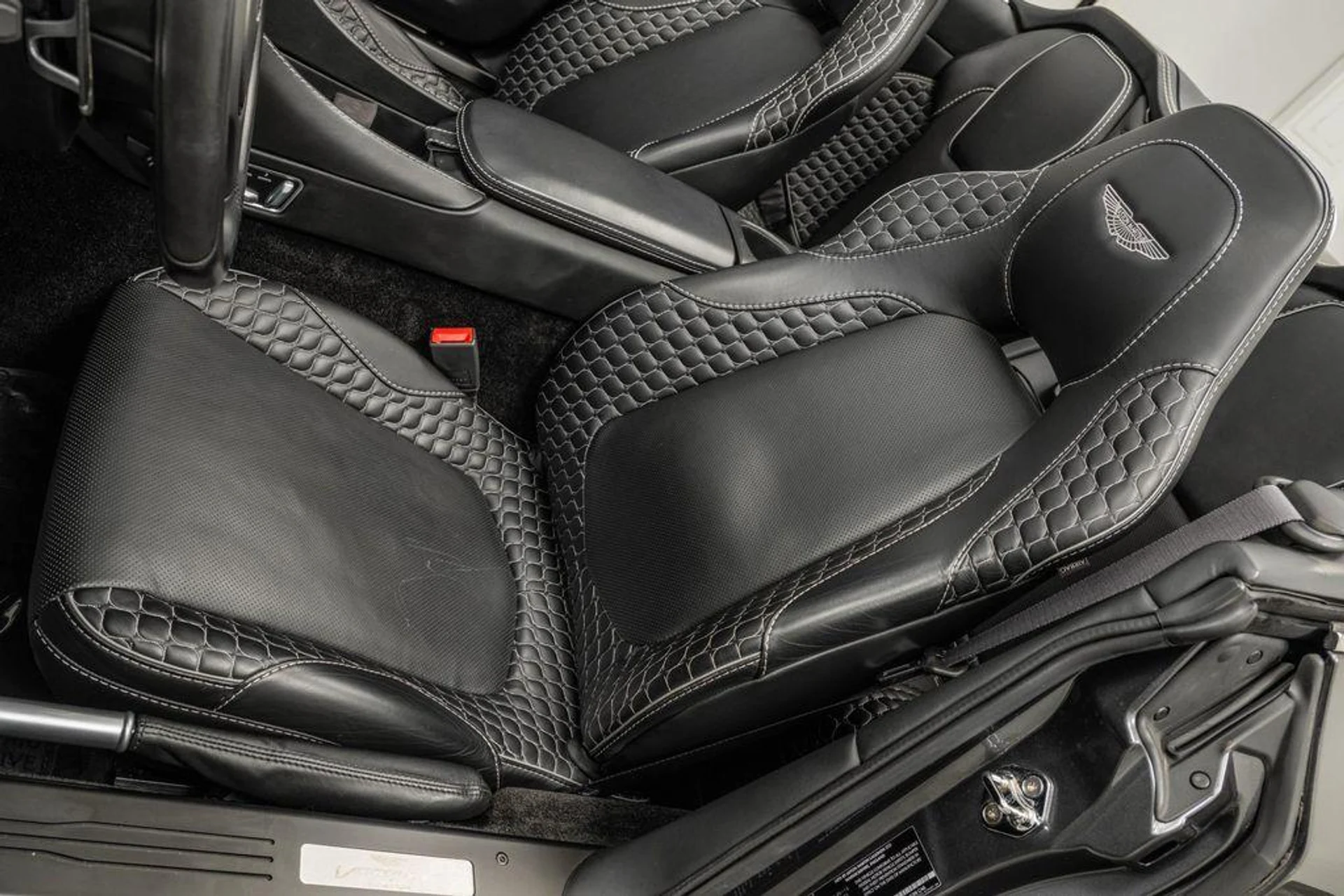 mph025_1830848114_OZ_Nef_Bg_XE_0a0ap_AU_Rz_D0_V7_B_Vh9w_6ce8bf8c77