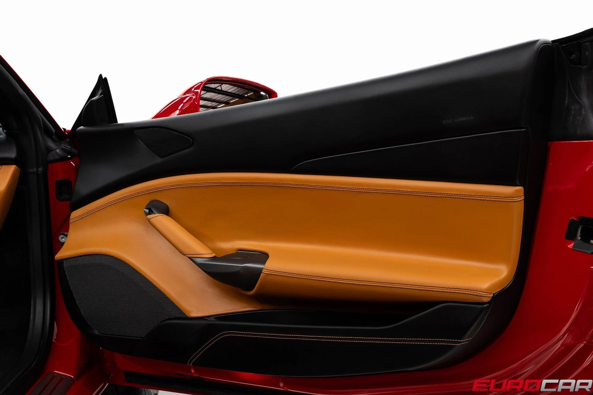 mph025_183238196_image_26_f3e24bae42