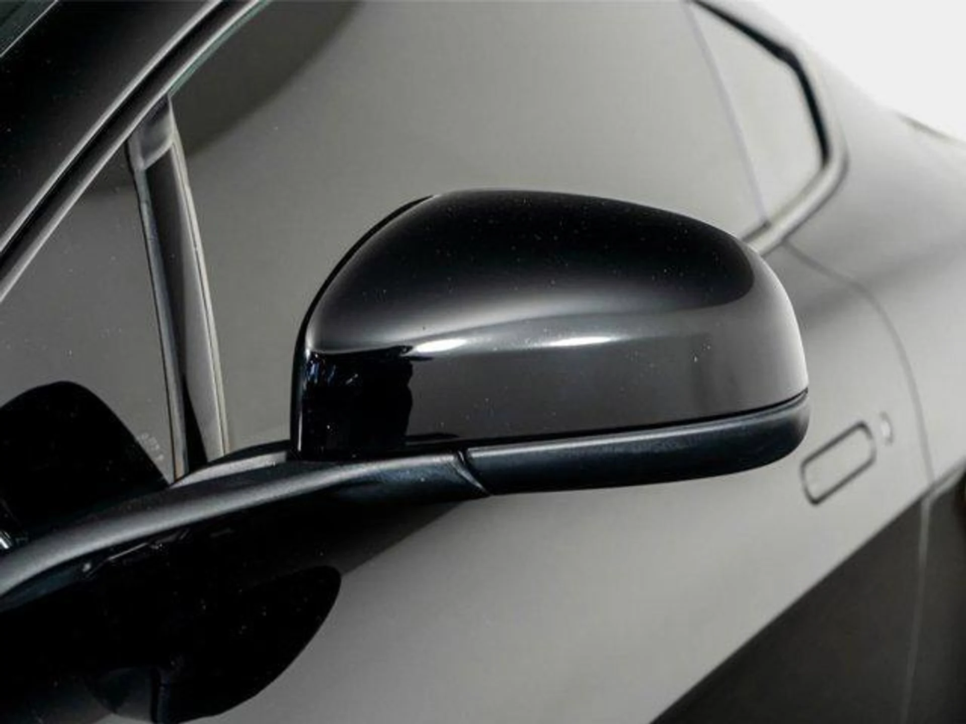 mph025_1838559837_py_M3_Jr_W2_D594_NZ_Rt_XXA_Ud_Q_Ibk_3a8a946e97