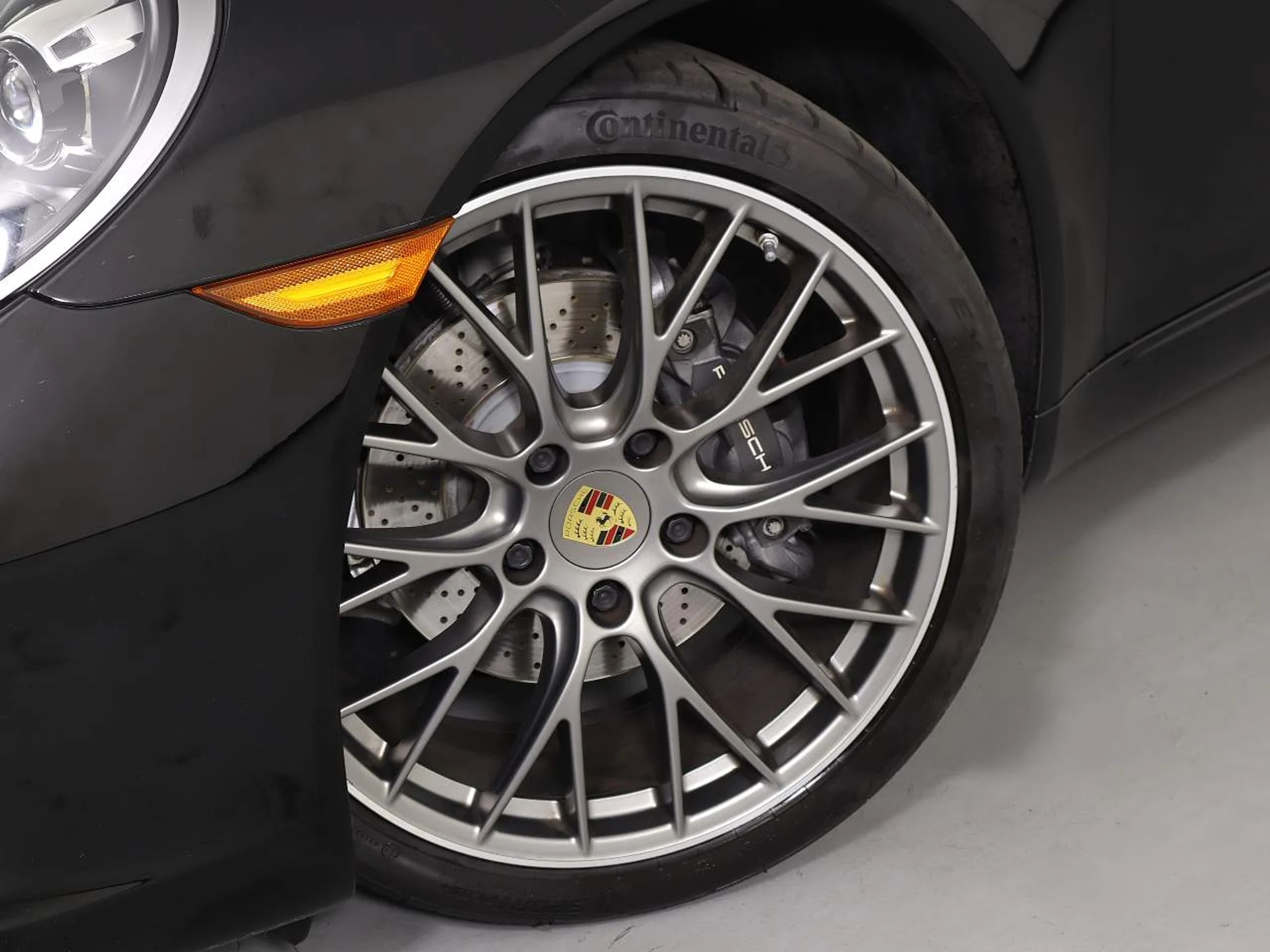 mph025_184400639_2689b3297758981747524a02a920470a_e8584bcf10